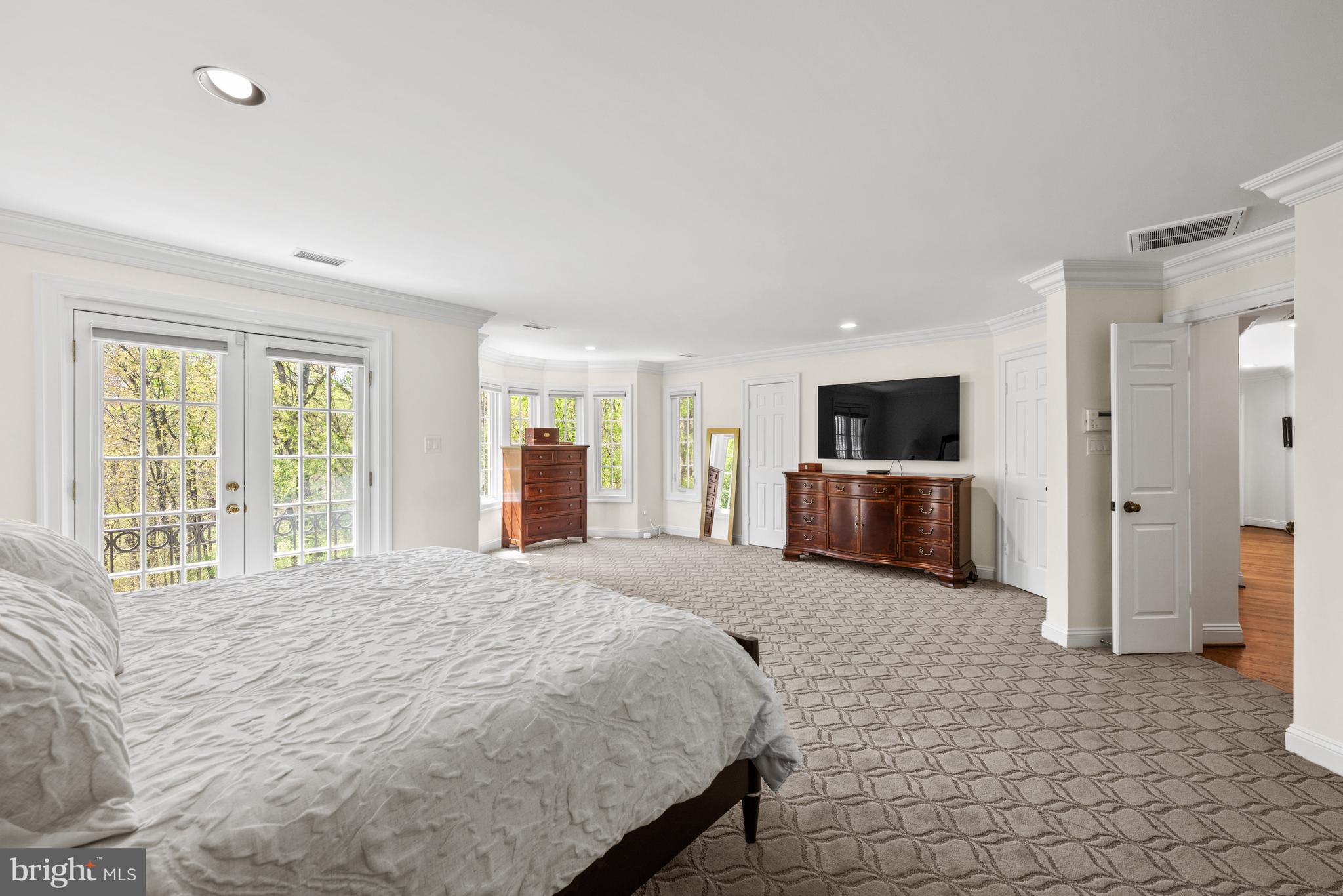 AVENEL - Residential