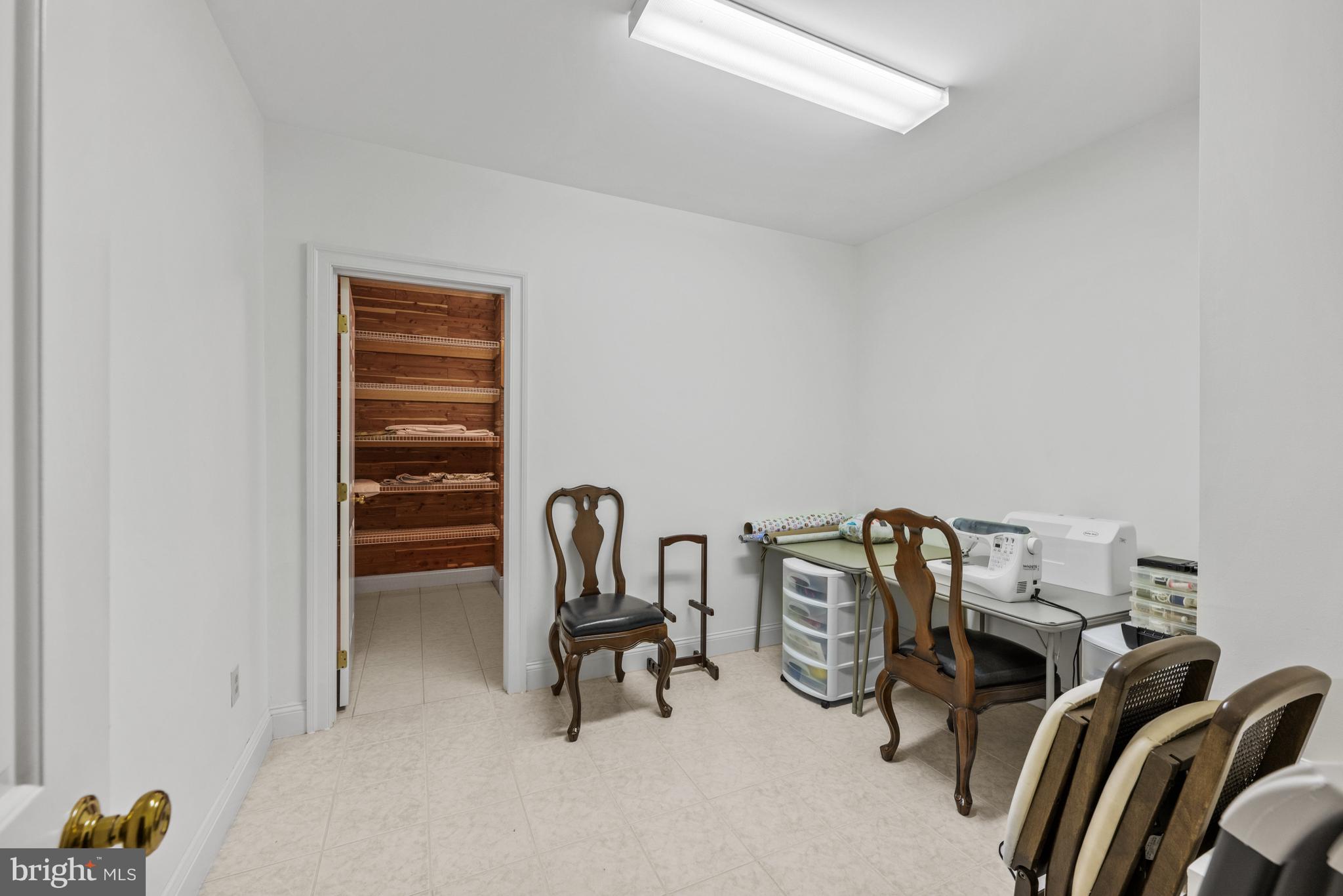 AVENEL - Residential