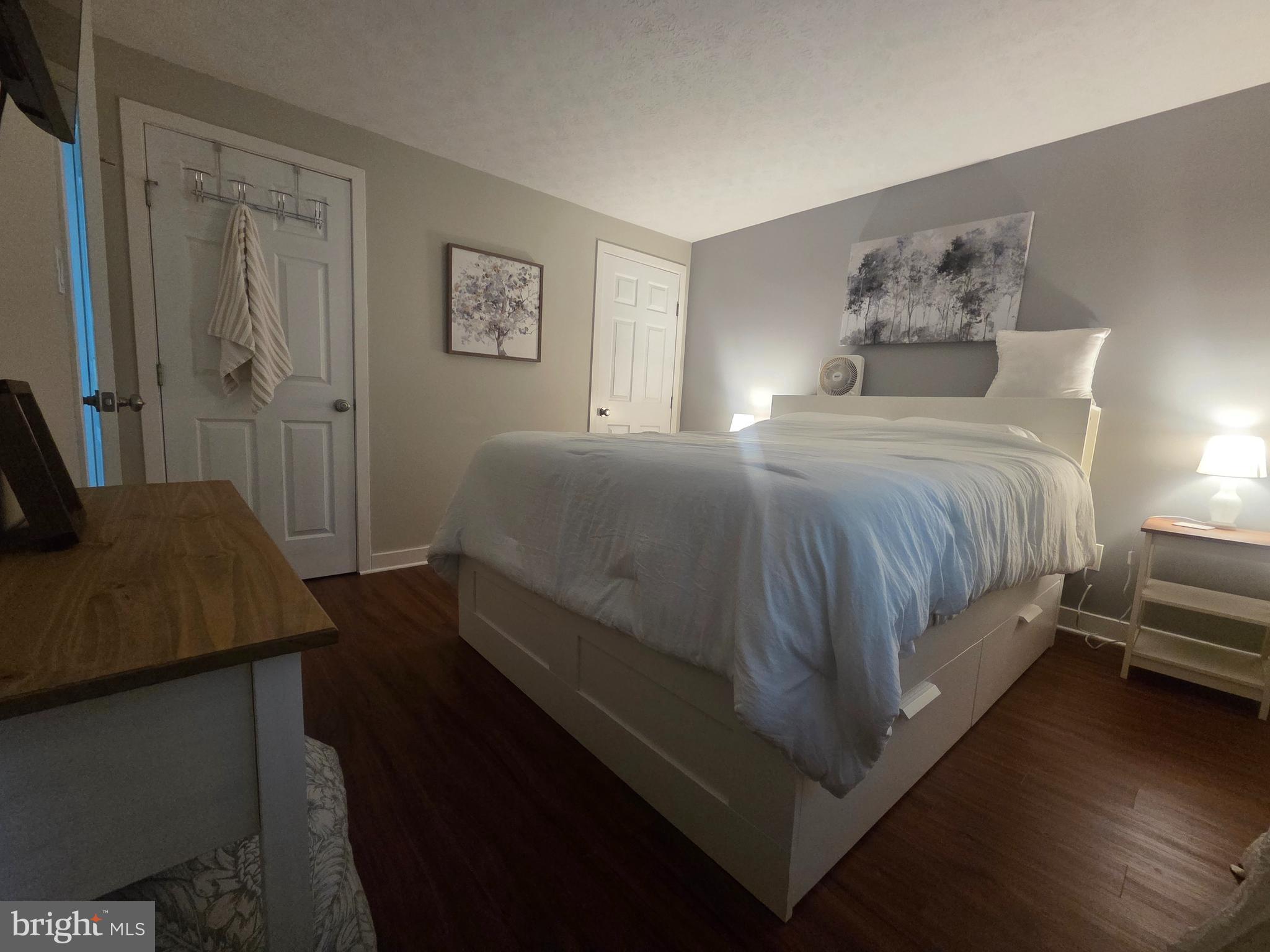 THE HILL CONDOS - Residential