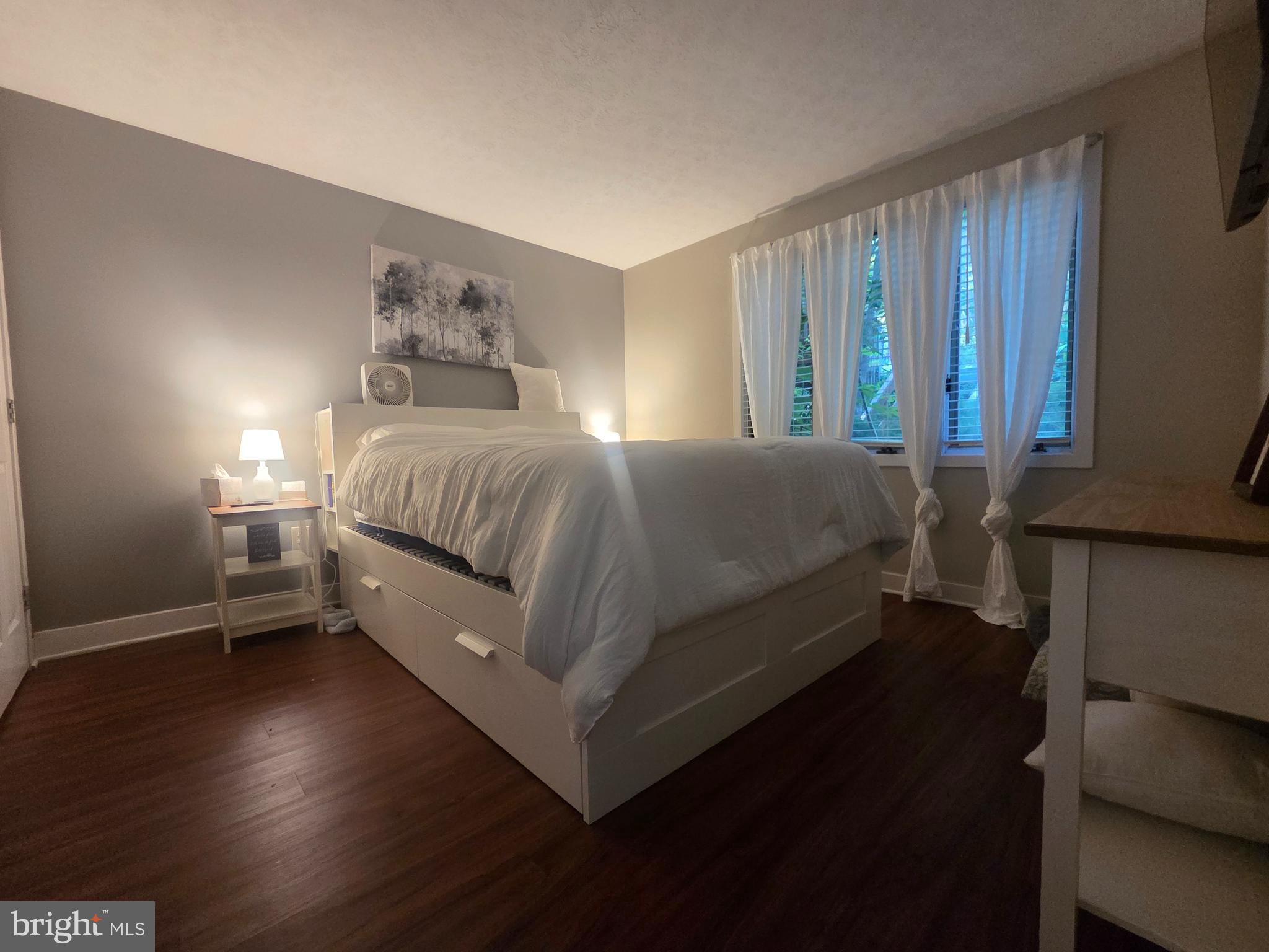 THE HILL CONDOS - Residential
