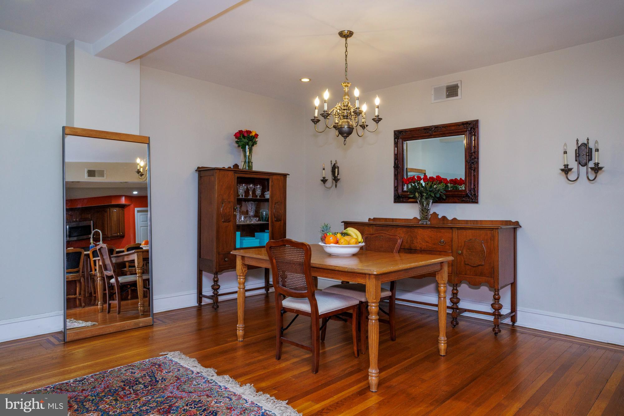 RITTENHOUSE SQUARE - Residential