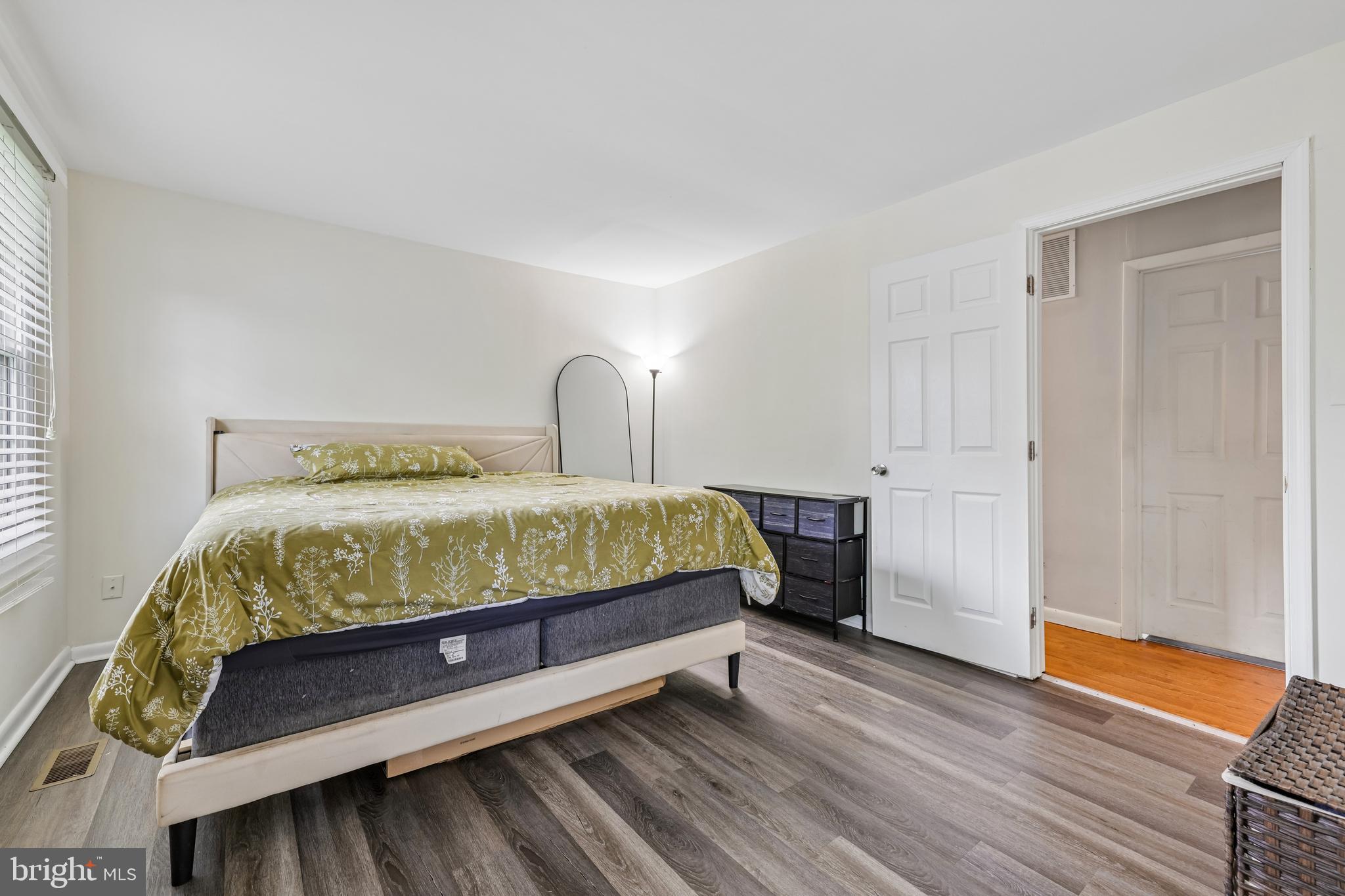 KINGS HEIGHTS - Residential