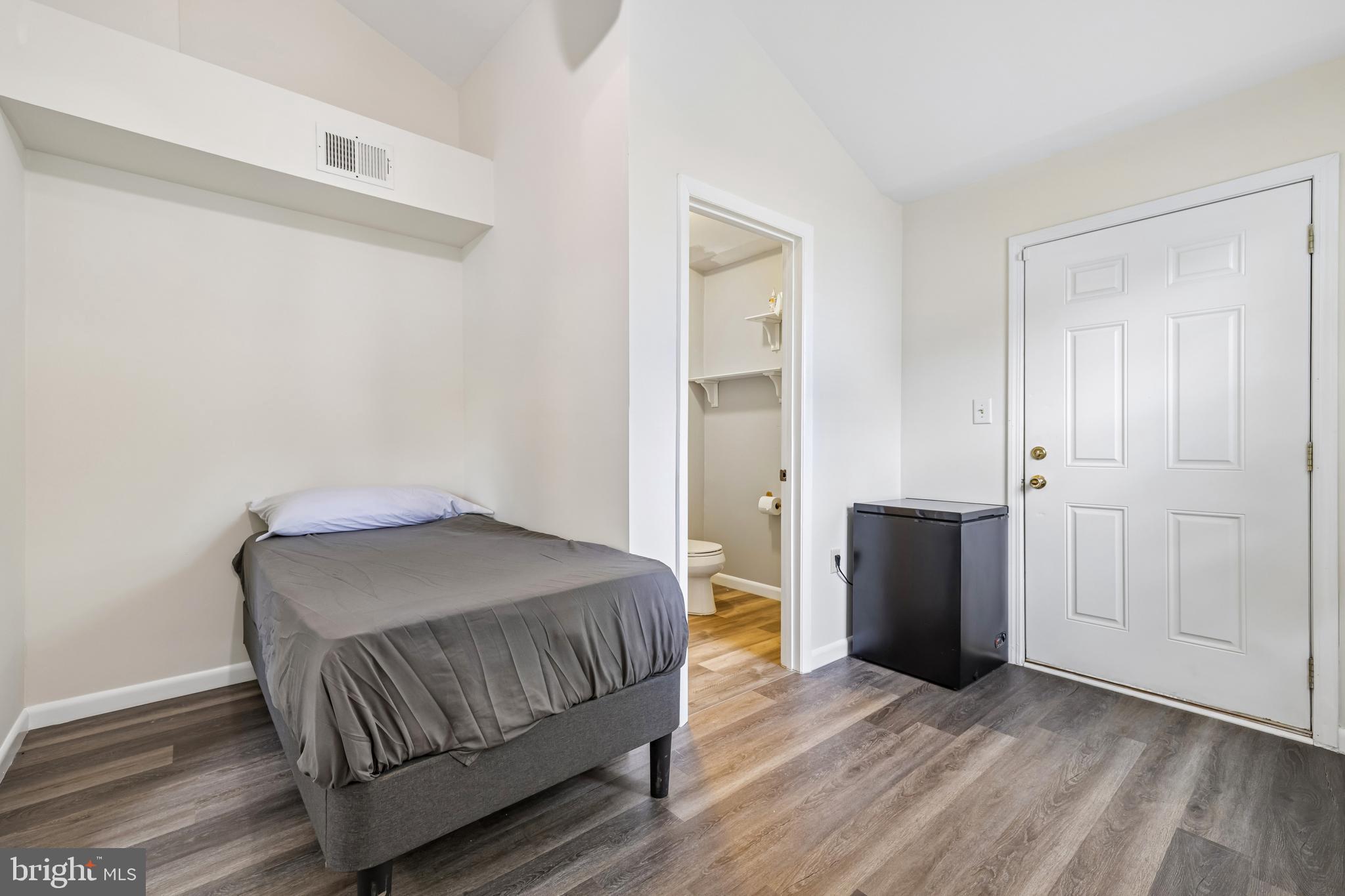 KINGS HEIGHTS - Residential