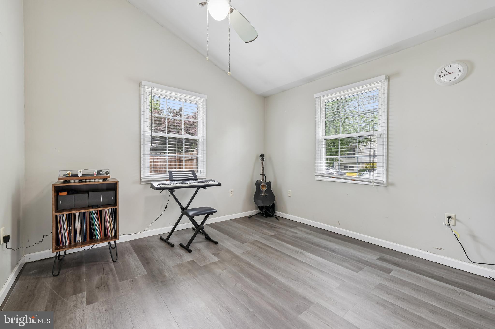 KINGS HEIGHTS - Residential