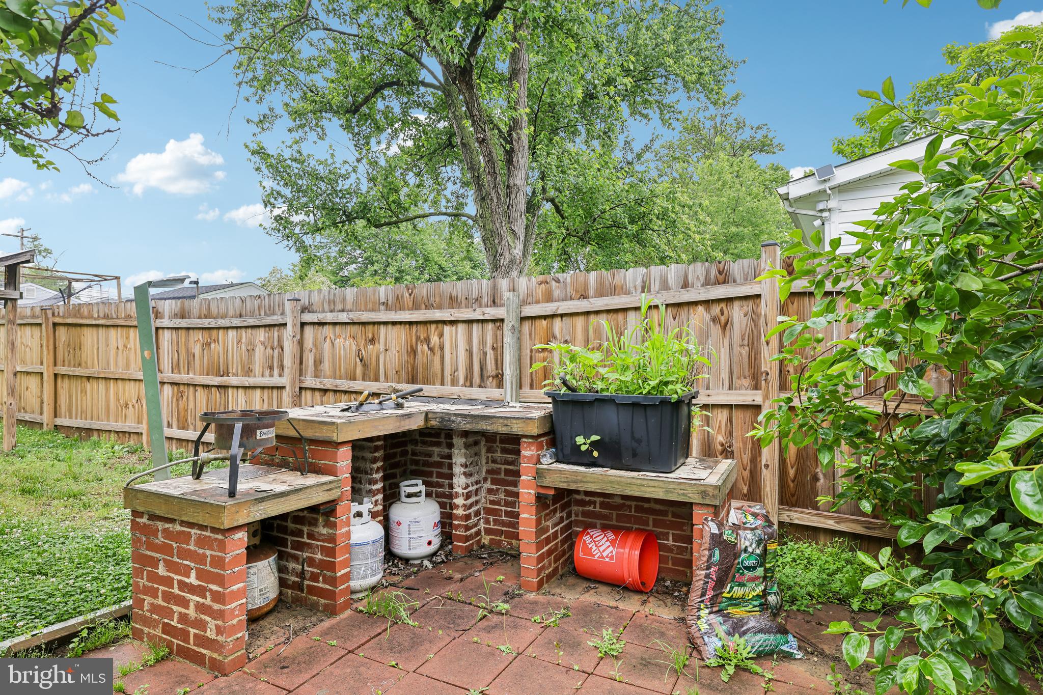 KINGS HEIGHTS - Residential