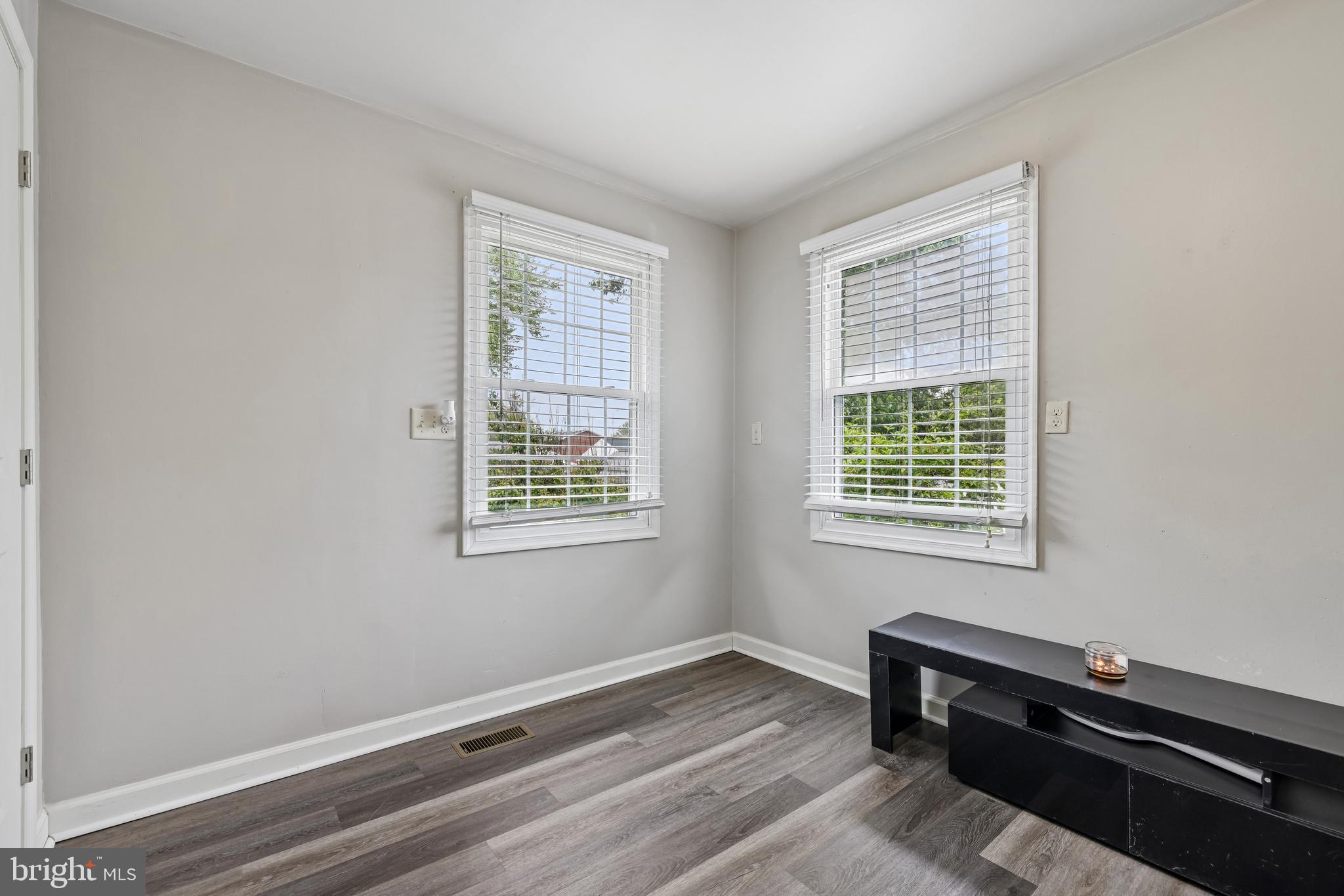 KINGS HEIGHTS - Residential