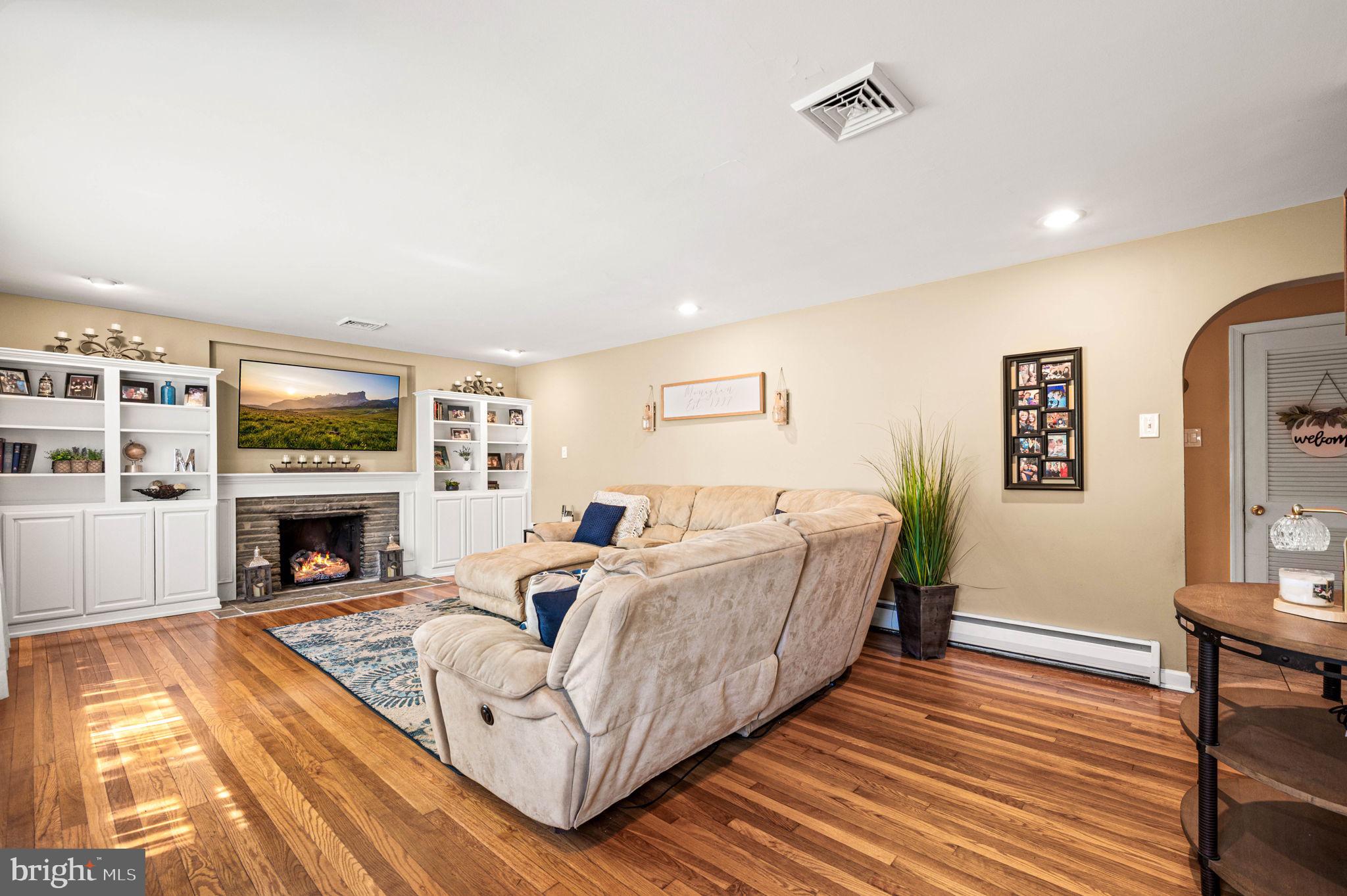 FOLSOM - Residential