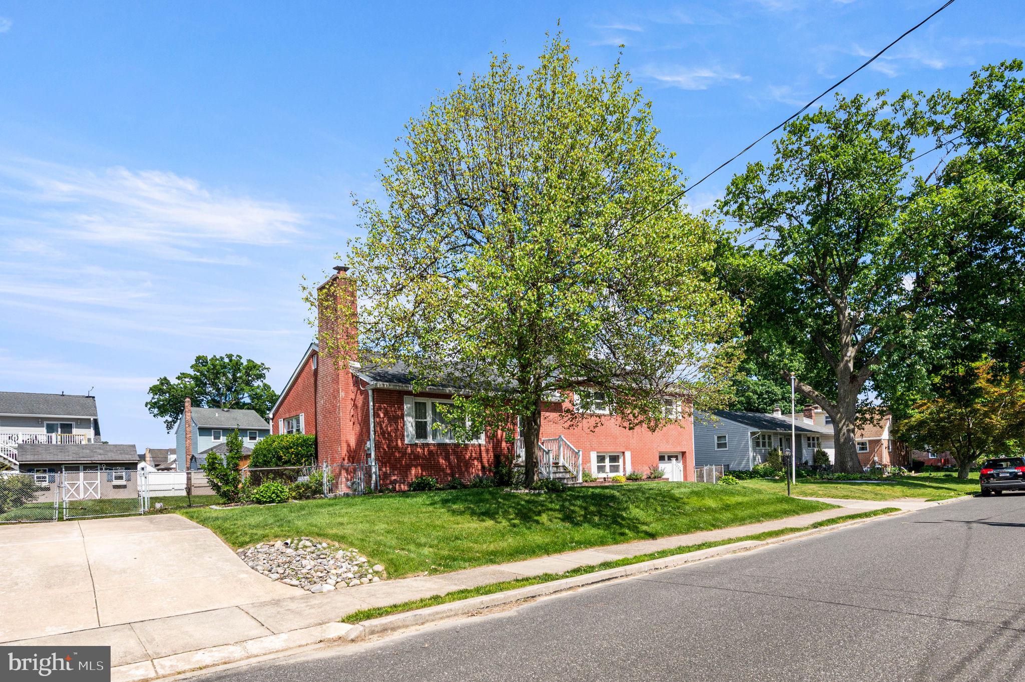 FOLSOM - Residential