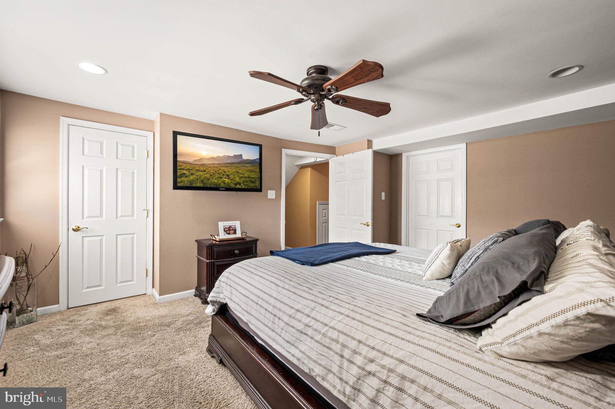 FOLSOM - Residential