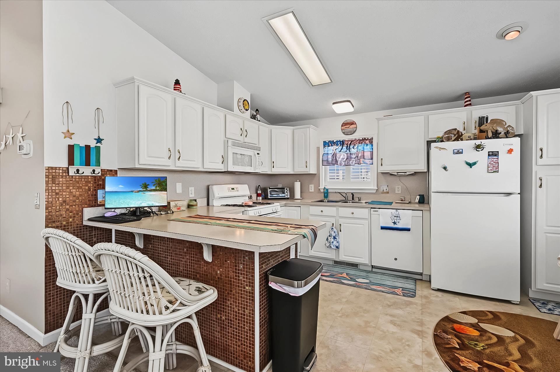 WHITE HORSE PARK II - Residential