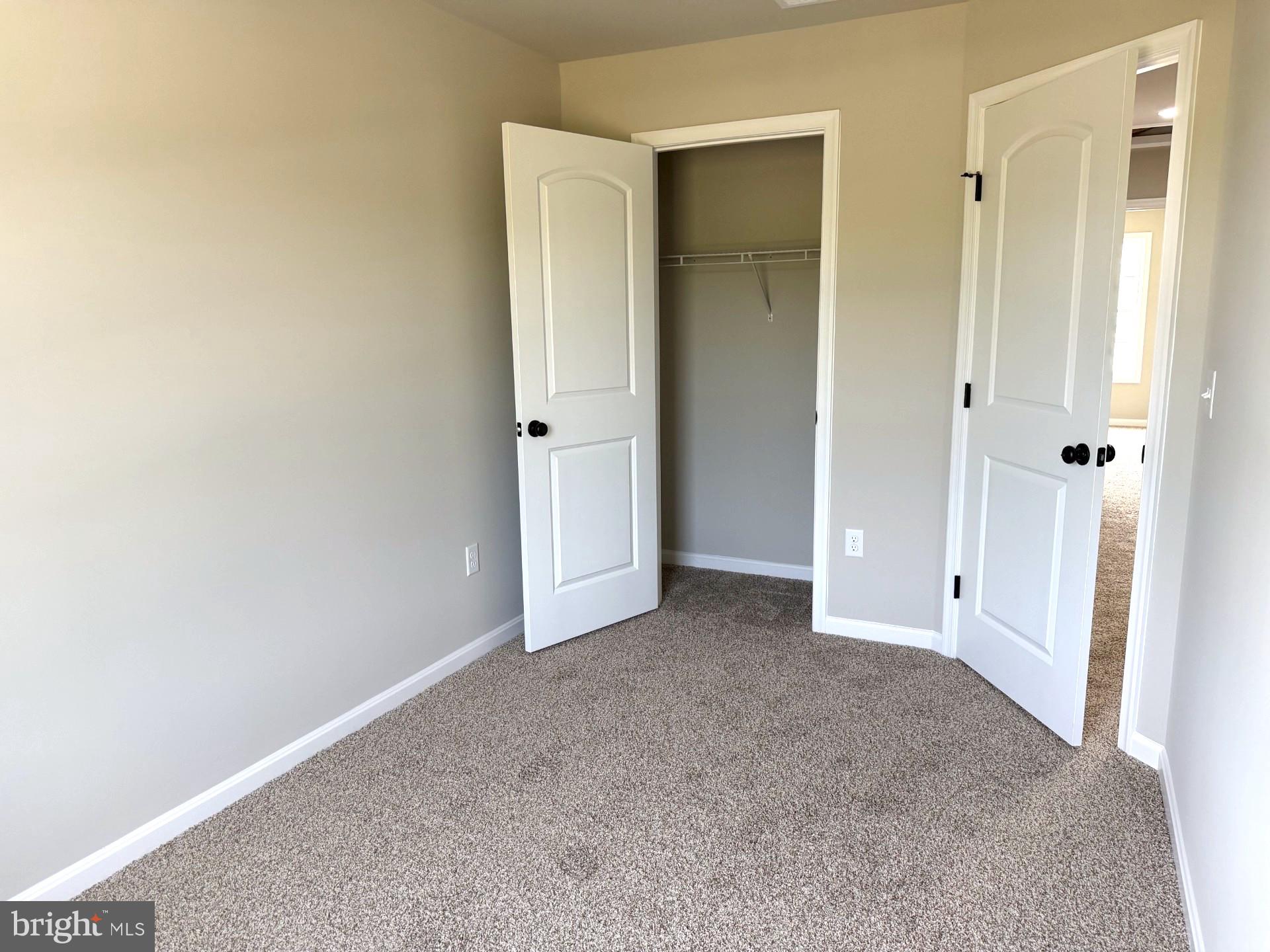 ROJAN MEADOWS - Residential