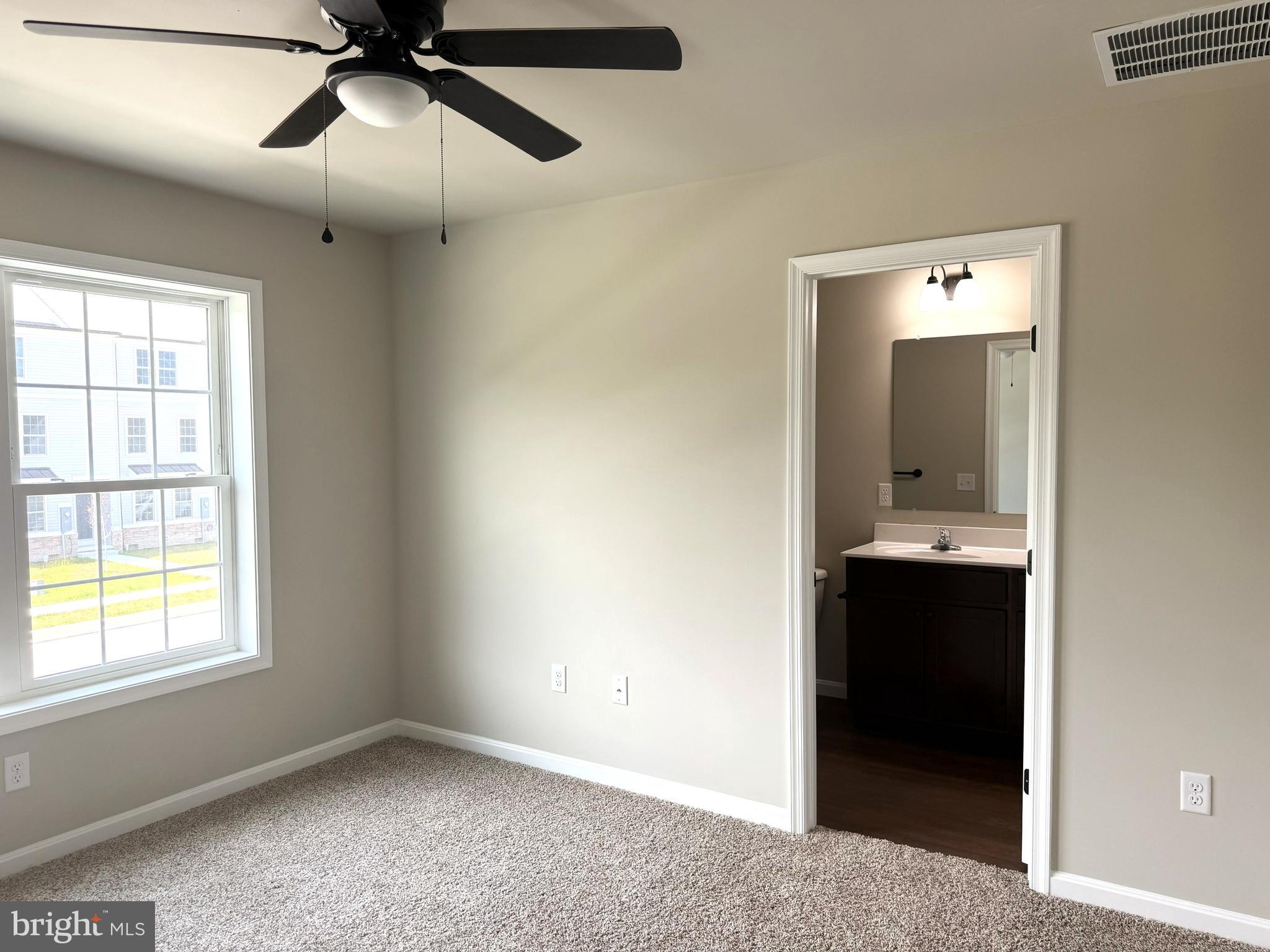 ROJAN MEADOWS - Residential