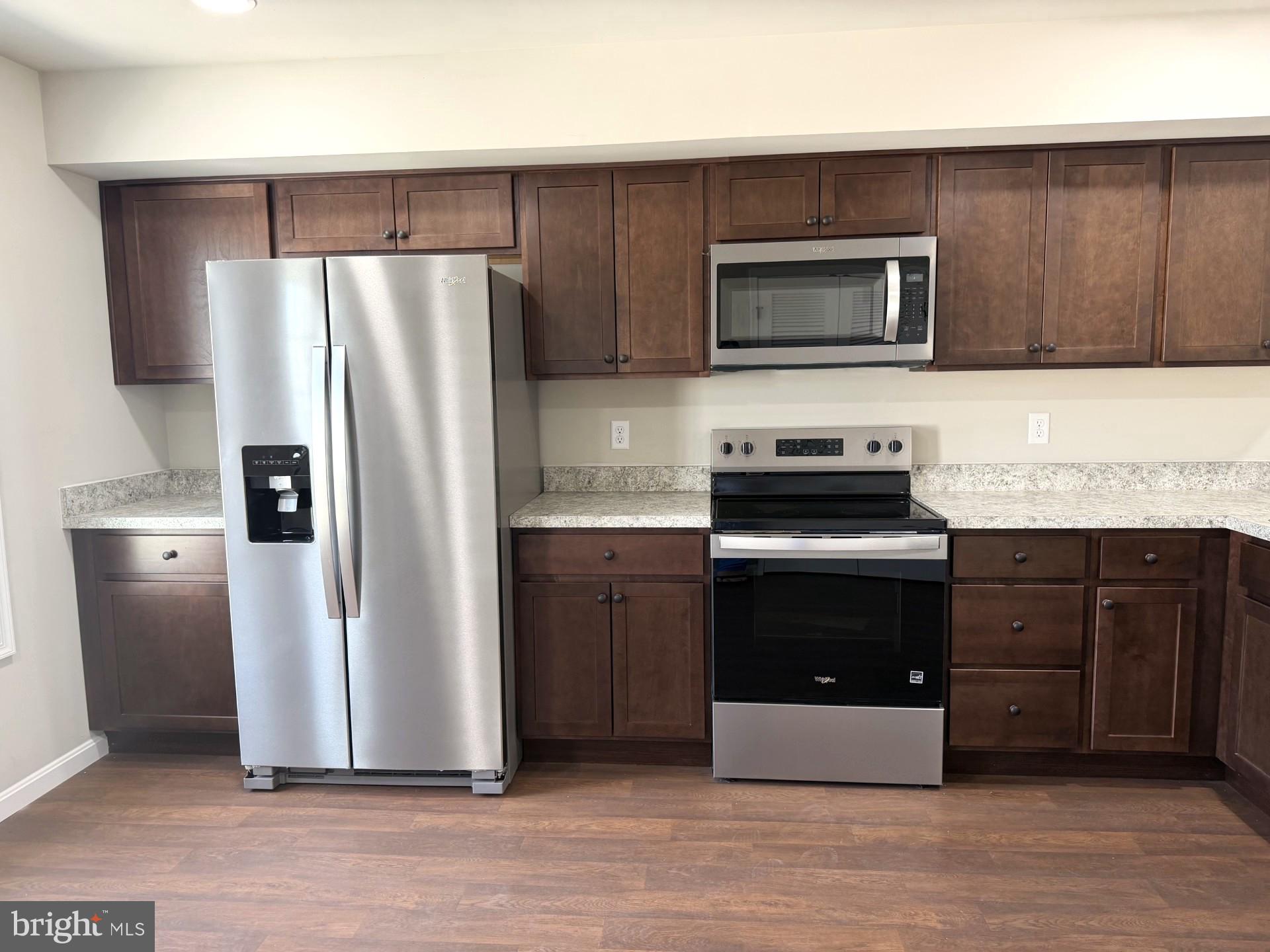 ROJAN MEADOWS - Residential