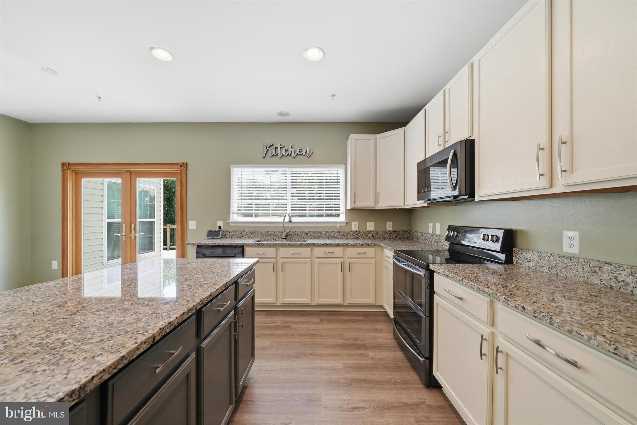 ROSE VALLEY-PLAT EIGHT> - Residential