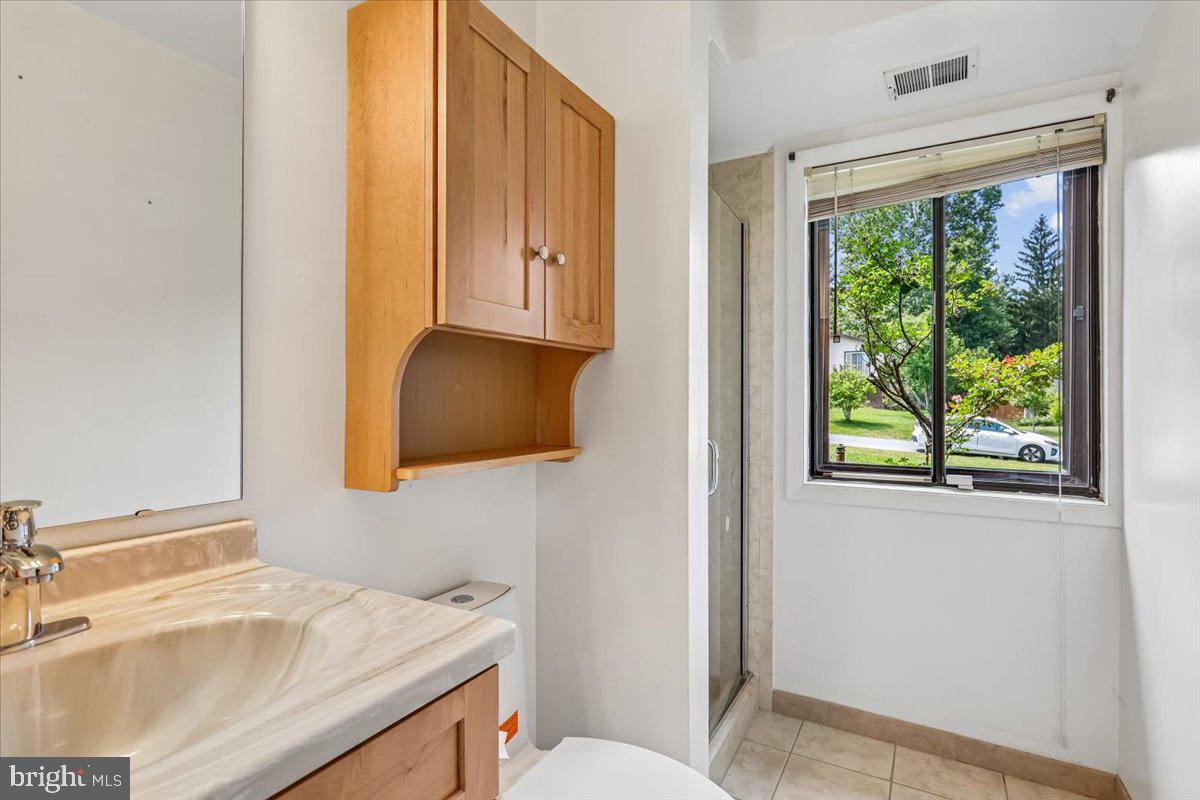 BROOKEVILLE KNOLLS - Residential