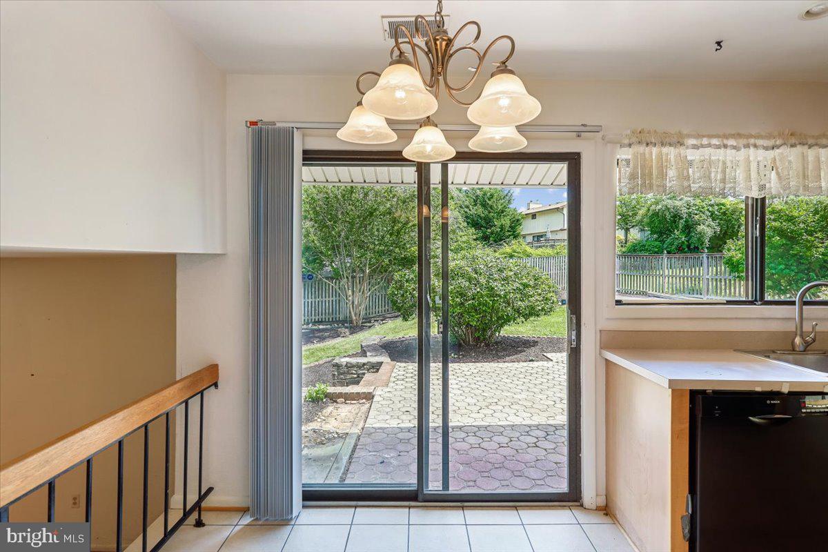 BROOKEVILLE KNOLLS - Residential