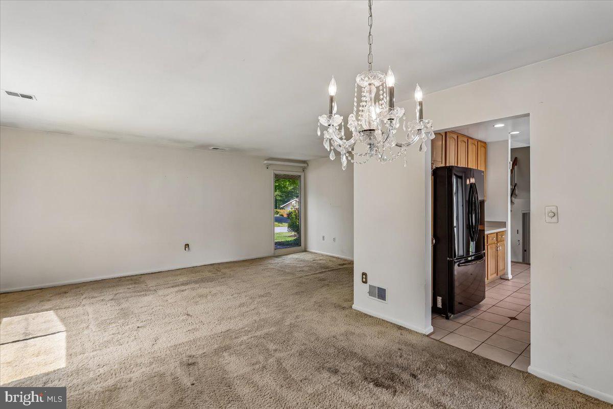 BROOKEVILLE KNOLLS - Residential
