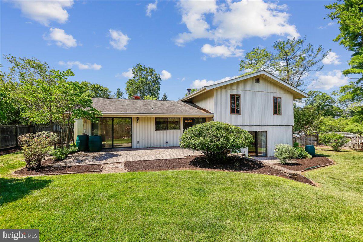 BROOKEVILLE KNOLLS - Residential
