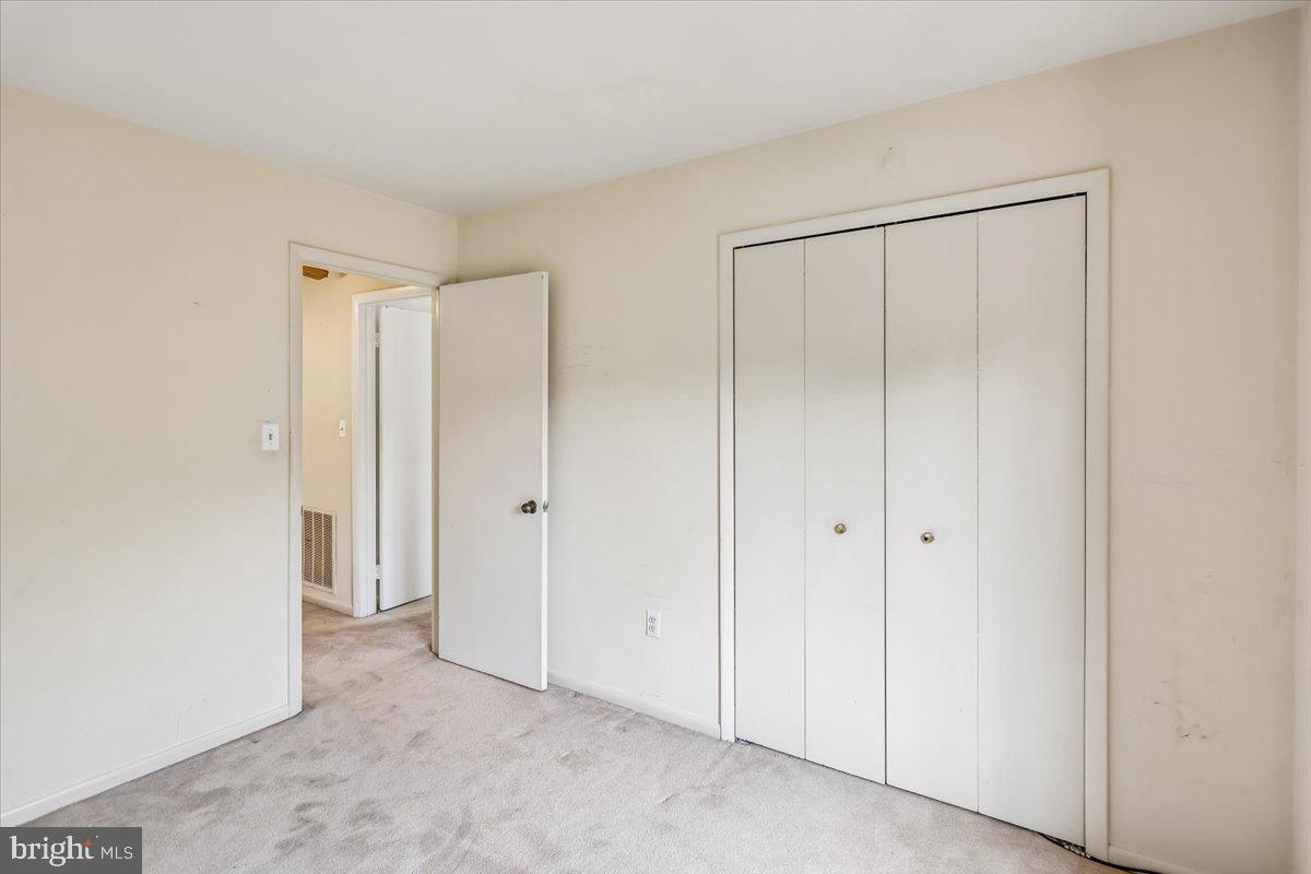 BROOKEVILLE KNOLLS - Residential