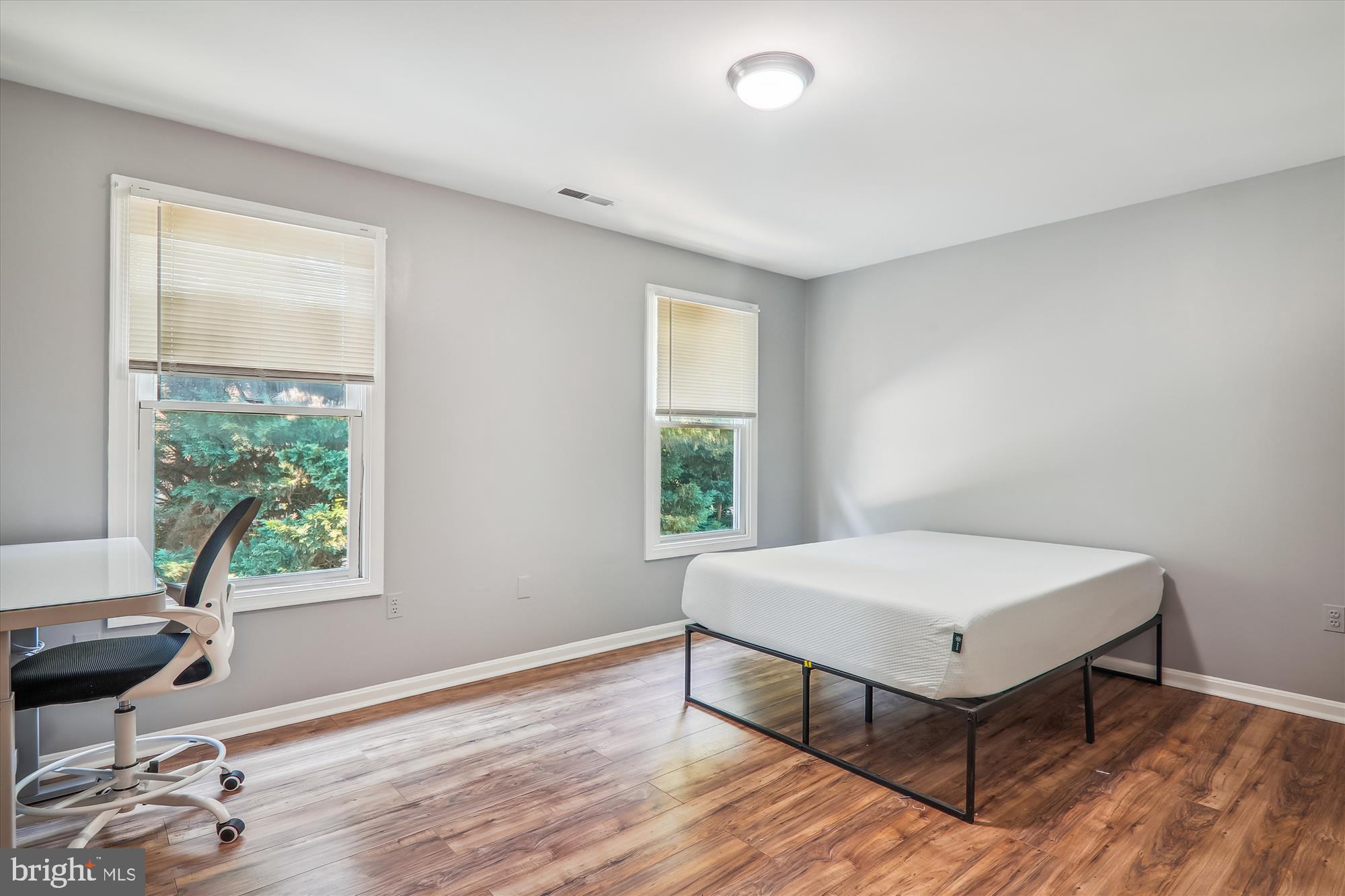 COLLEGE PARK - Residential