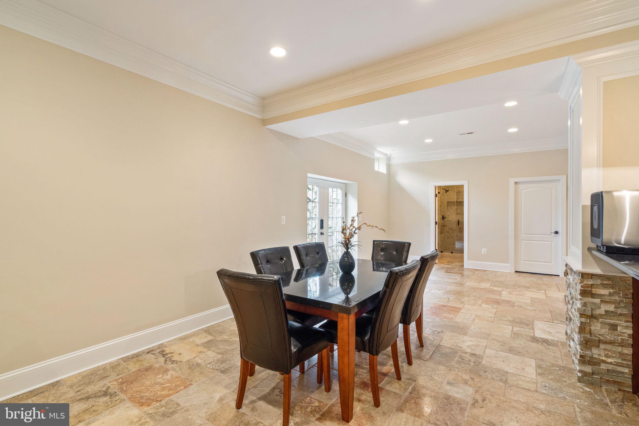 EVERGREEN FARM - Residential