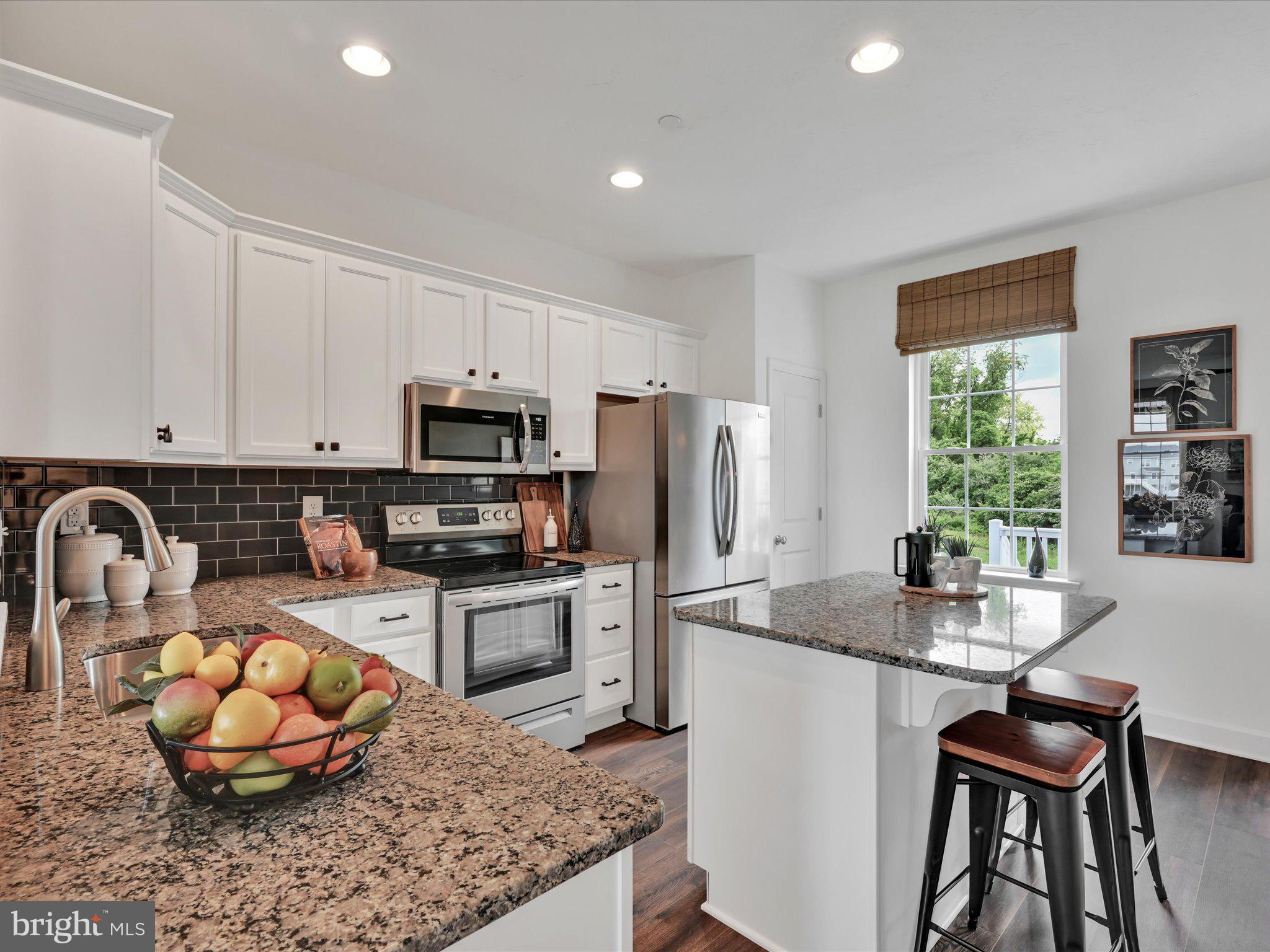 HOMESTEAD ACRES - Residential