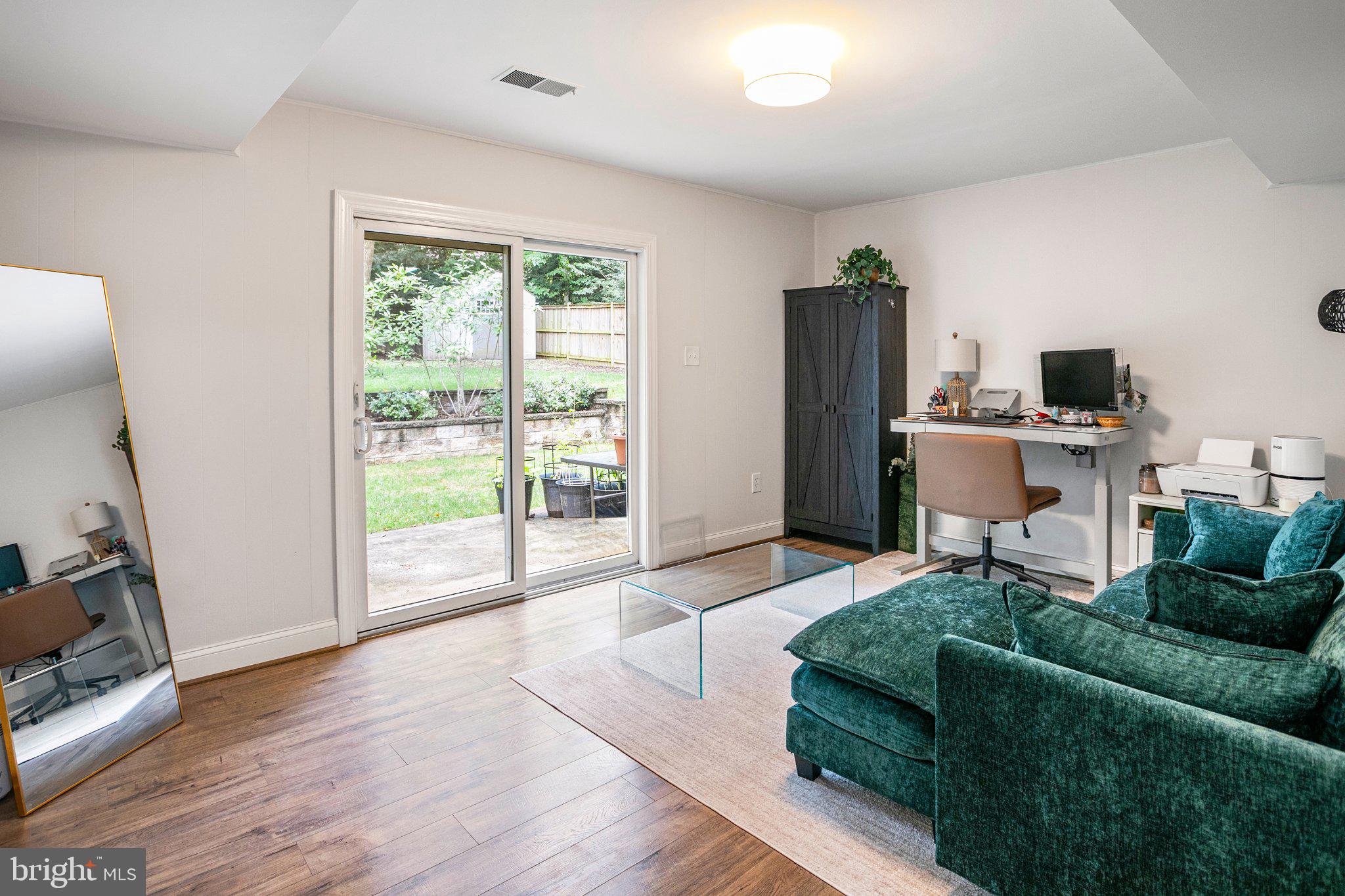 KINGS PARK WEST - Residential
