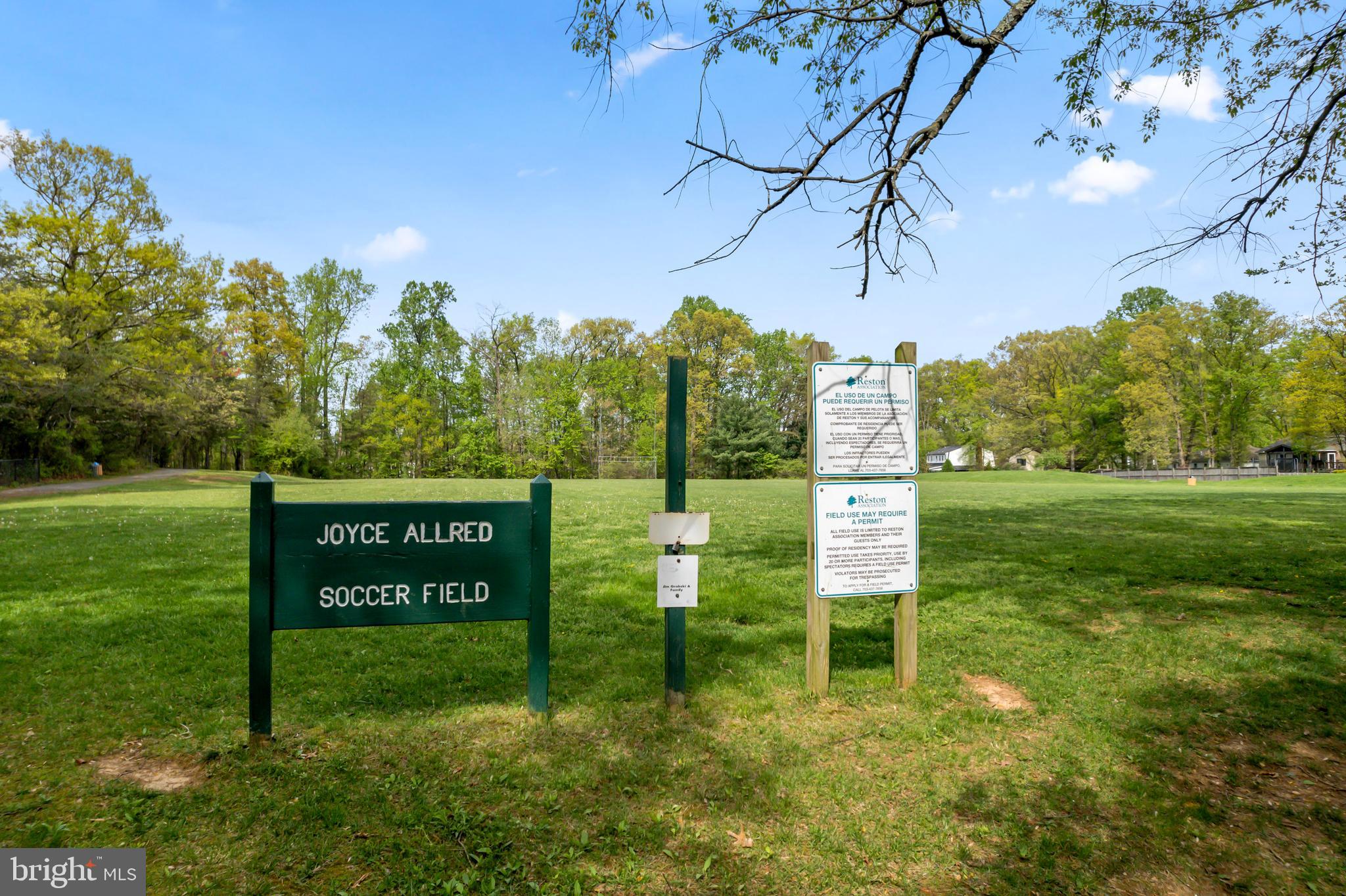 RESTON - Residential