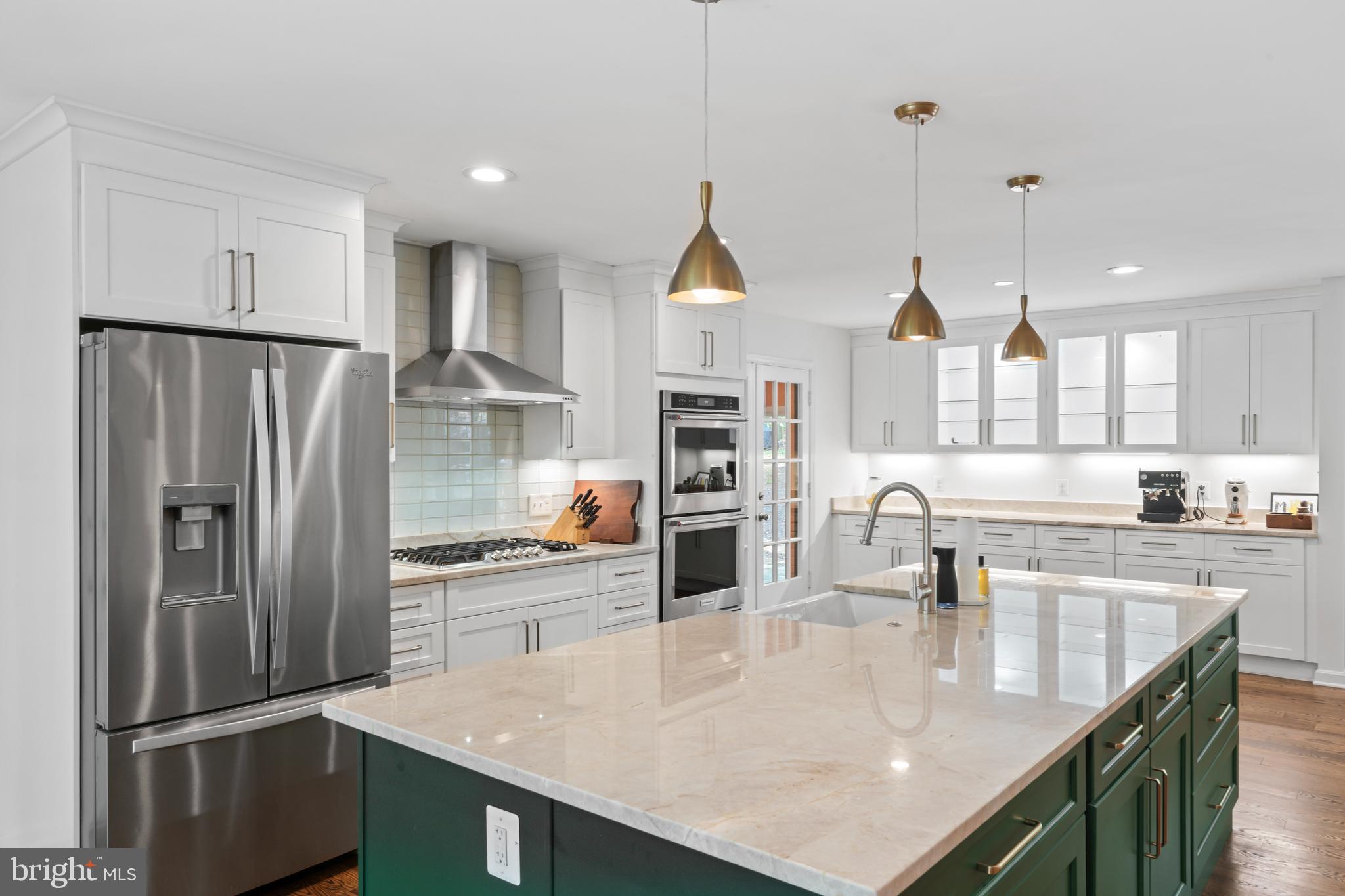 RESTON - Residential