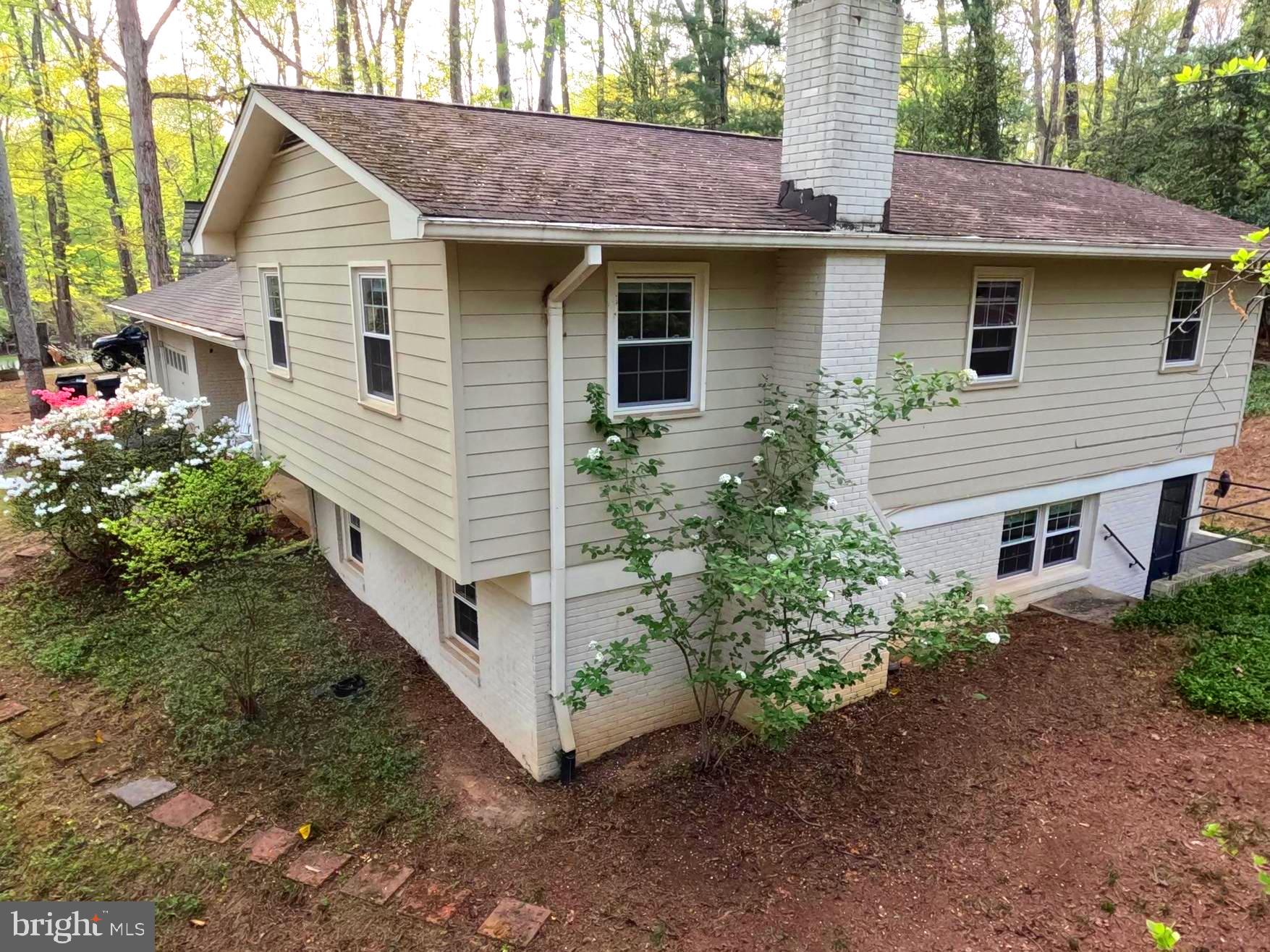RESTON - Residential