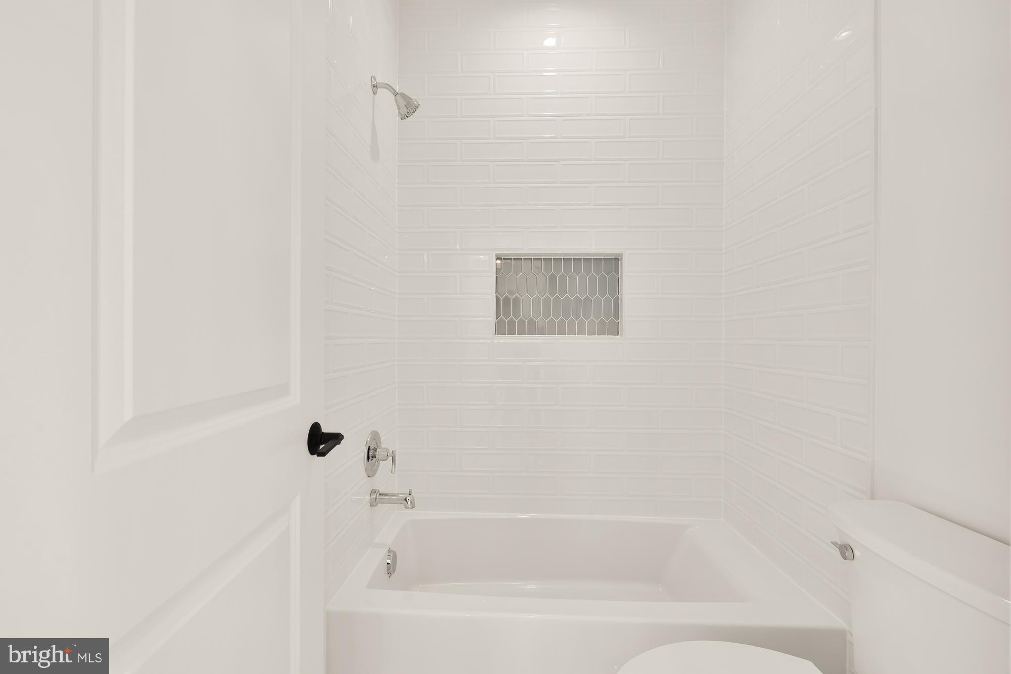 ALTA VISTA GARDENS - Residential