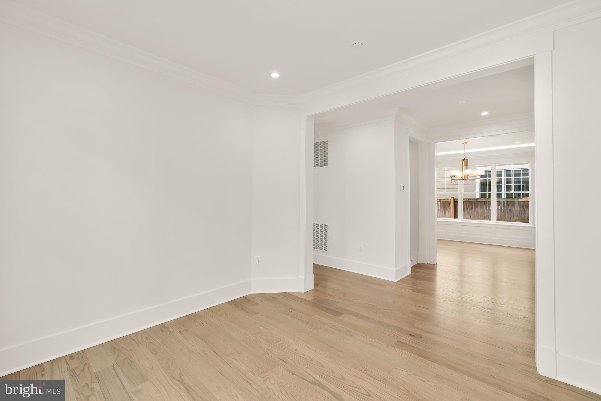 ALTA VISTA GARDENS - Residential