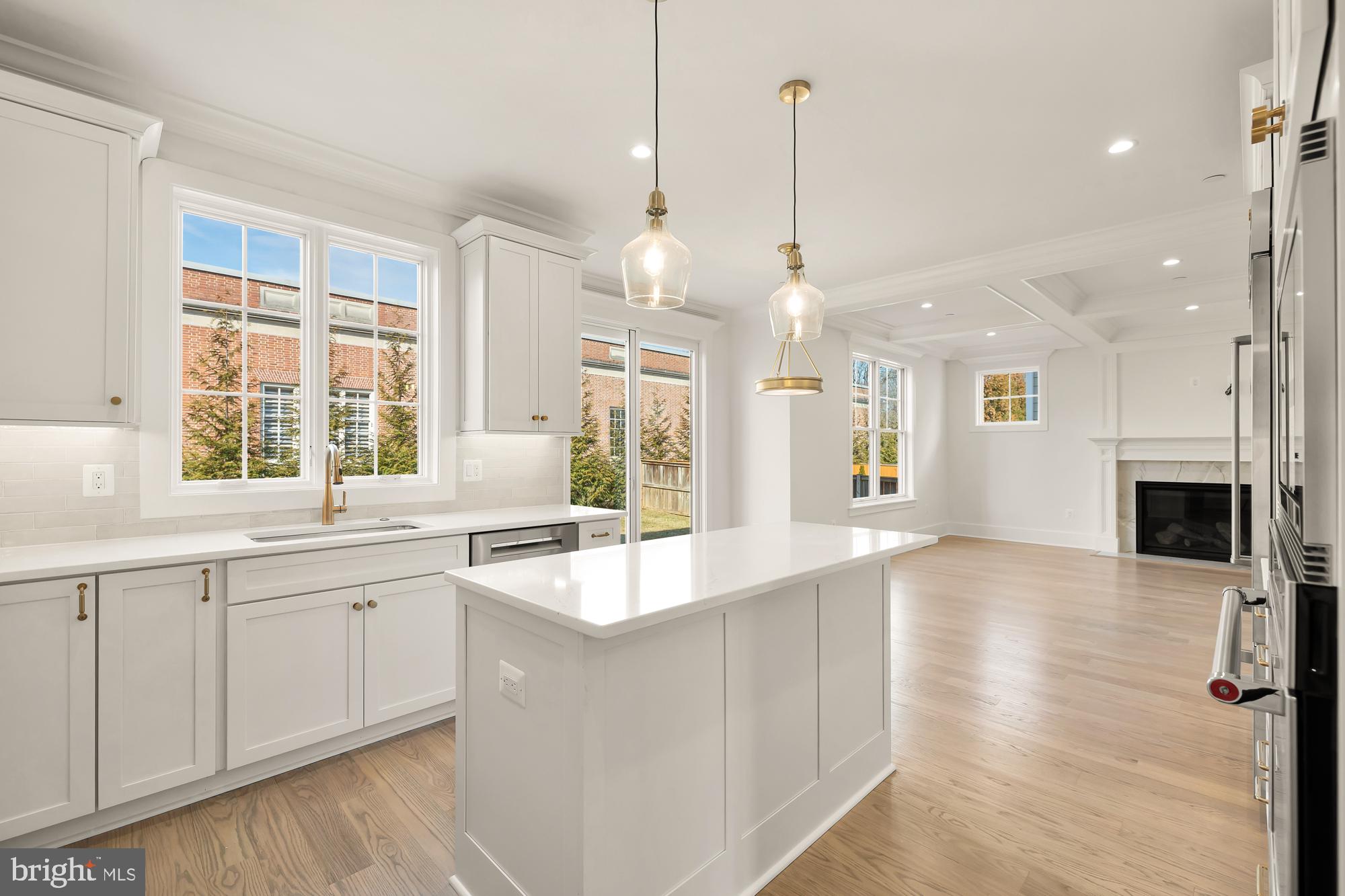 ALTA VISTA GARDENS - Residential