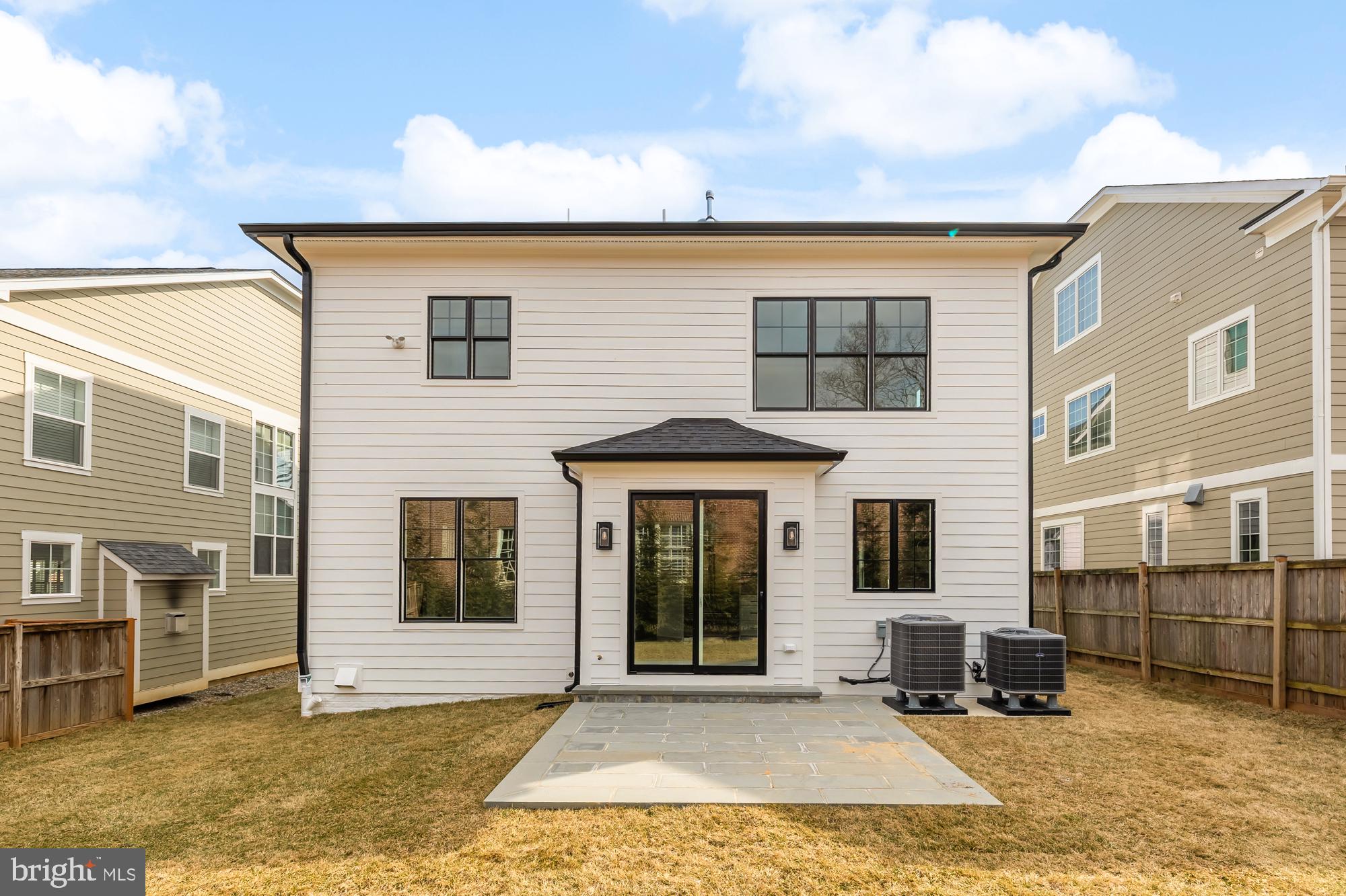 ALTA VISTA GARDENS - Residential