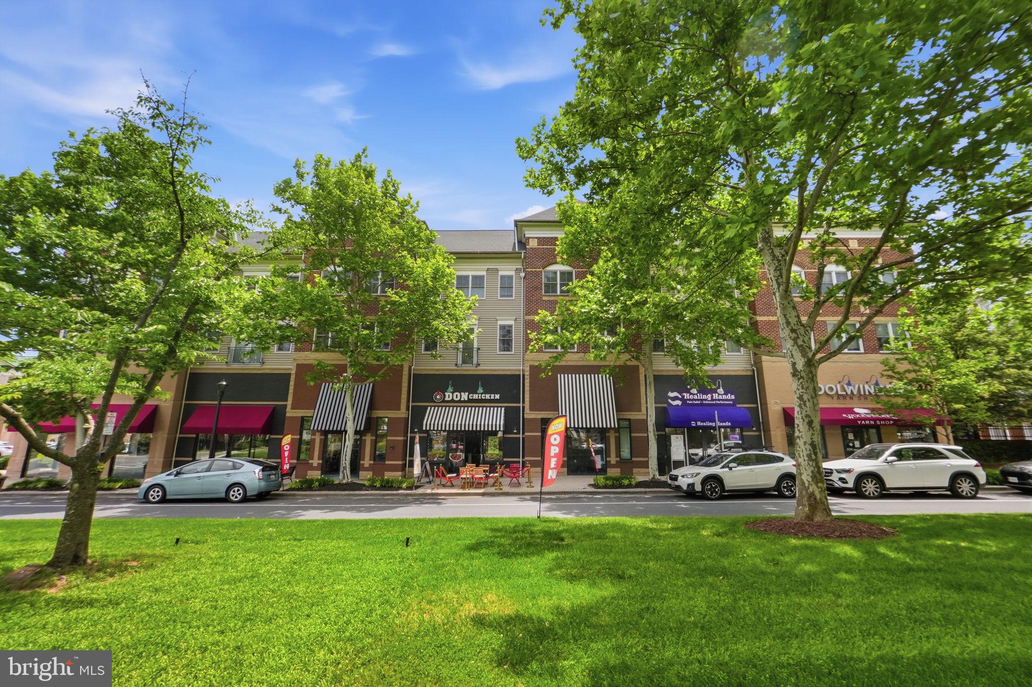 KING FARM VILLAGE CENTER - Residential