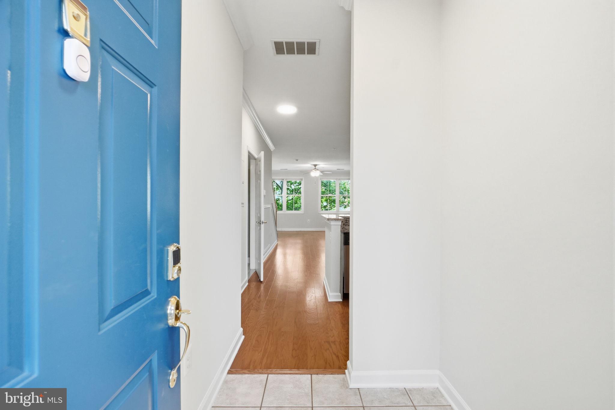 KING FARM VILLAGE CENTER - Residential