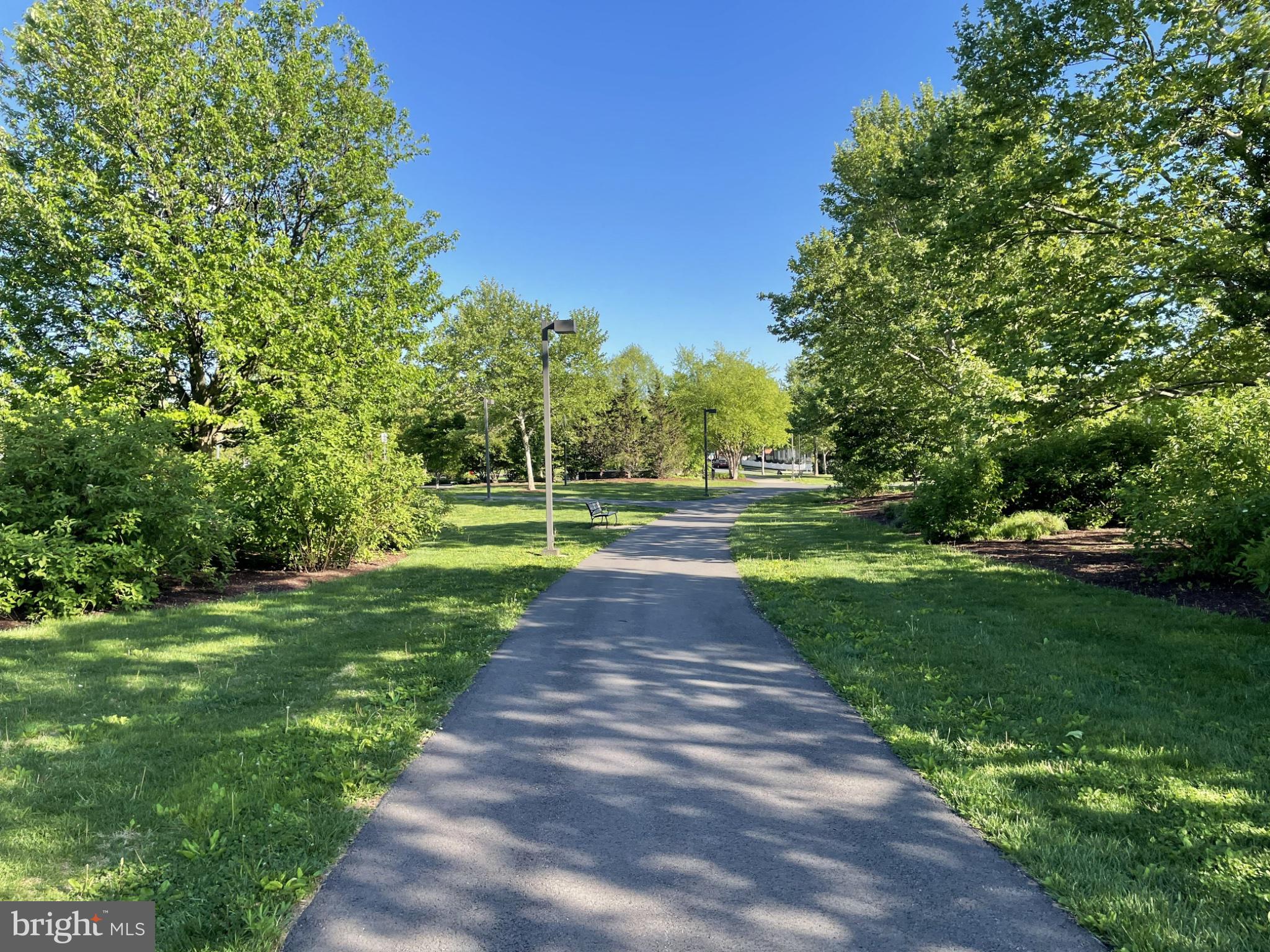 KING FARM VILLAGE CENTER - Residential