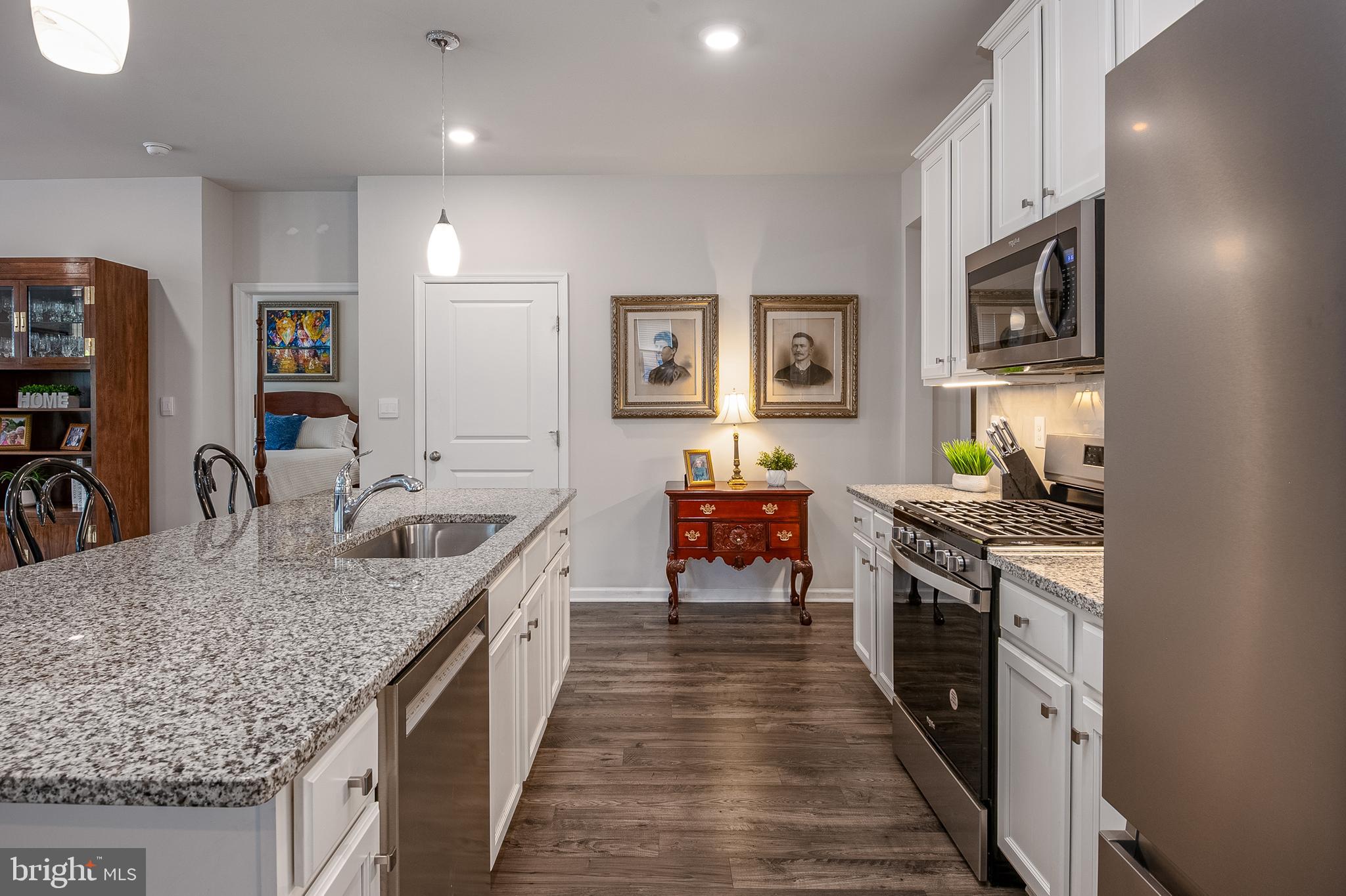 POTTSGROVE HUNT - Residential