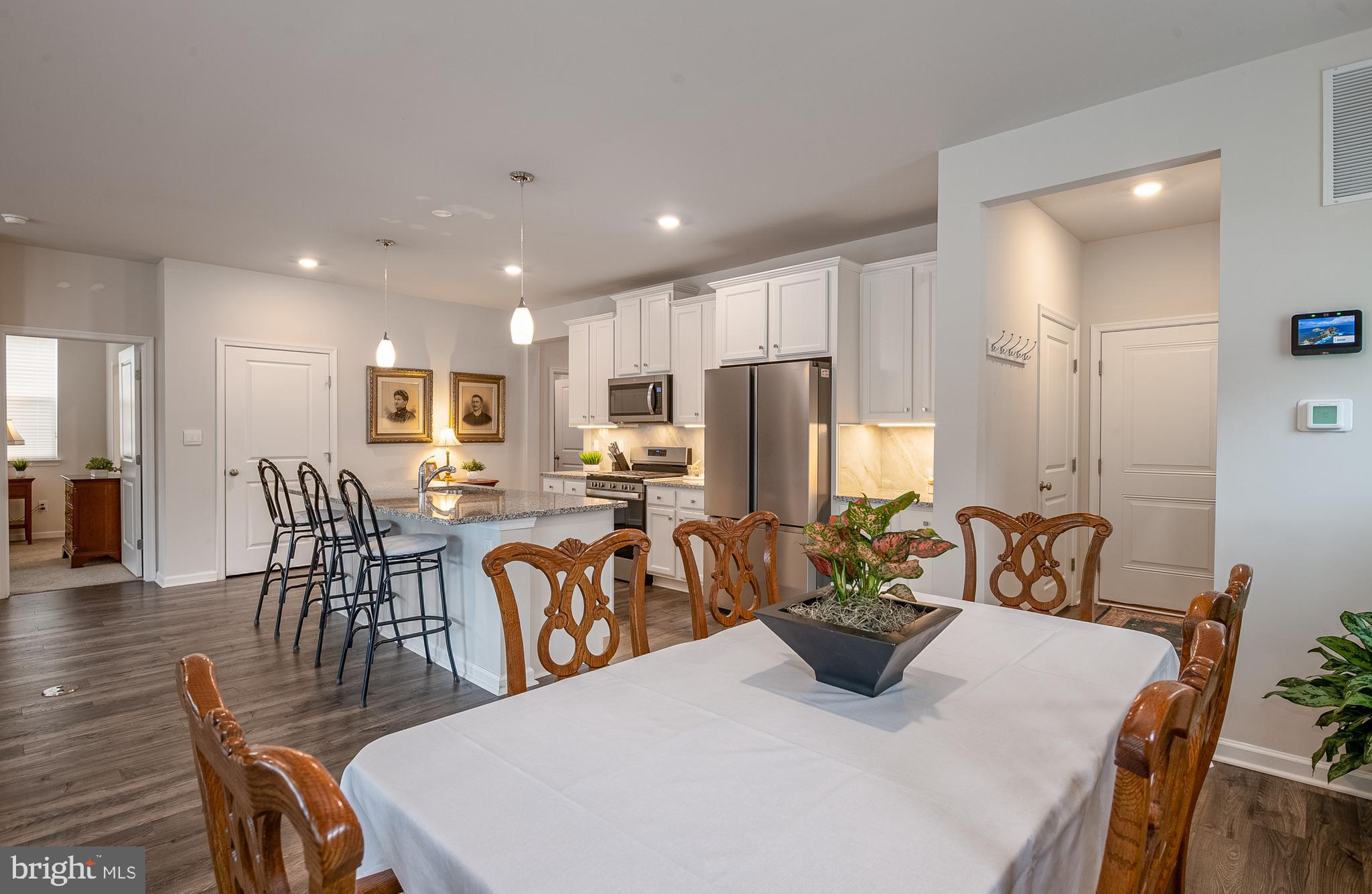 POTTSGROVE HUNT - Residential