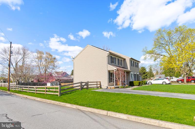 MAYTOWN - Residential