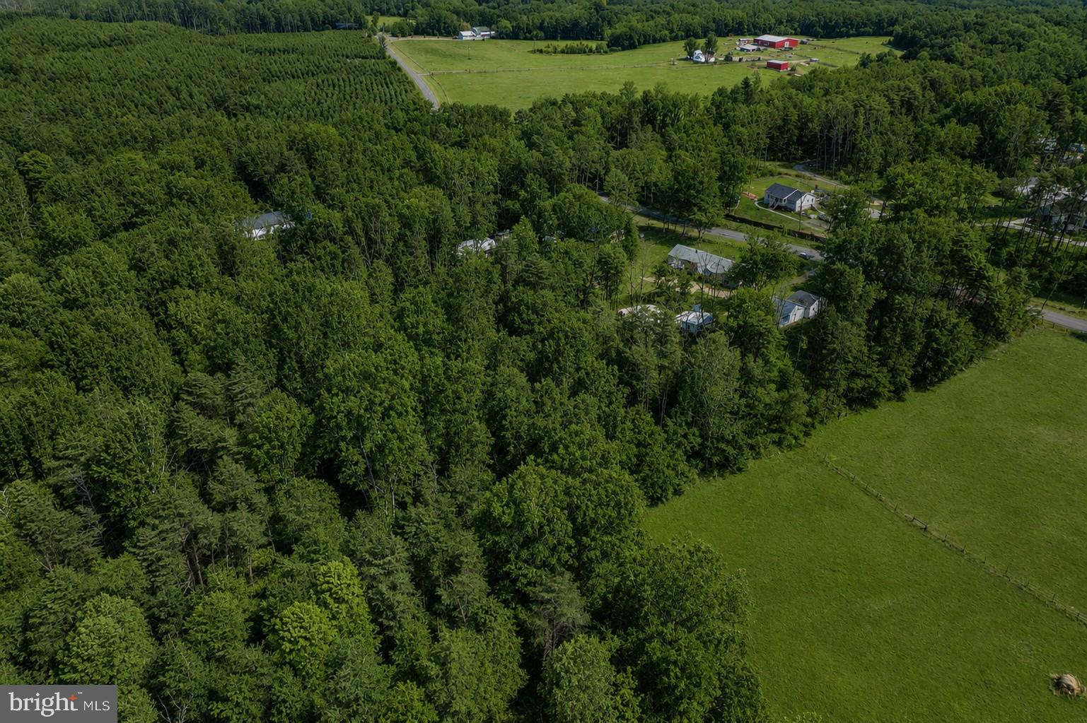 SHEPPERDS GROVE - Residential