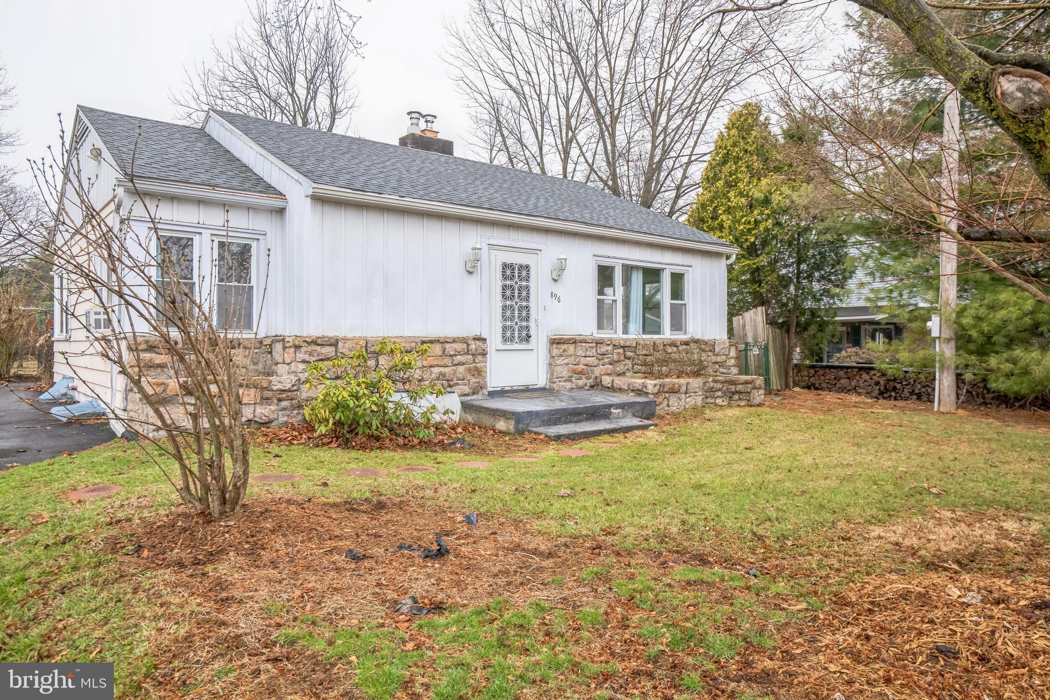 Great location! The home features 2 bedrooms, new flooring throughout the entire home, renovated full bath and eat in kitchen with recently updated appliances. The full basement is somewhat partially finished but great space for storage or an added living space. The drive way fits at least 6 cars and the the large flat backyard is fenced in.