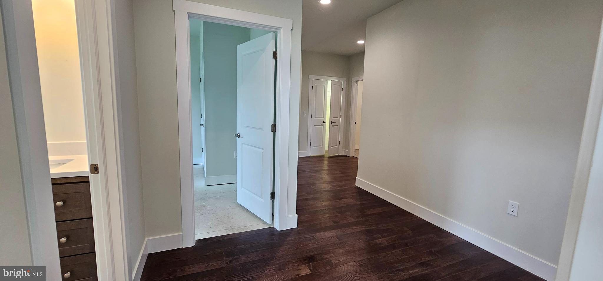 THE HORIZON AT BRUSH VALLEY - Residential