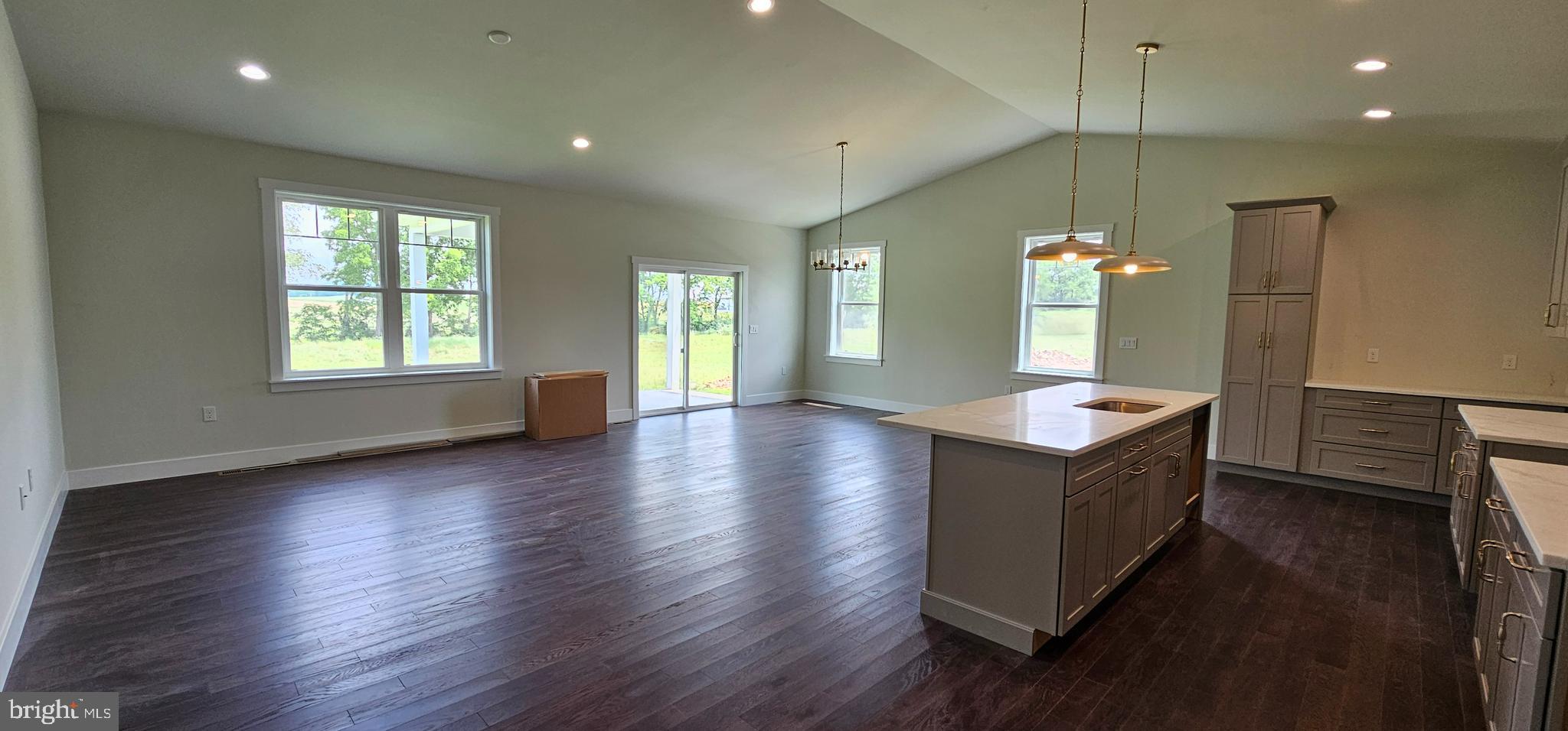 THE HORIZON AT BRUSH VALLEY - Residential