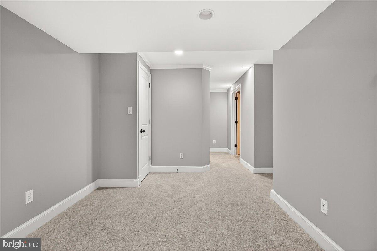 WEST OAK FIELDS - Residential