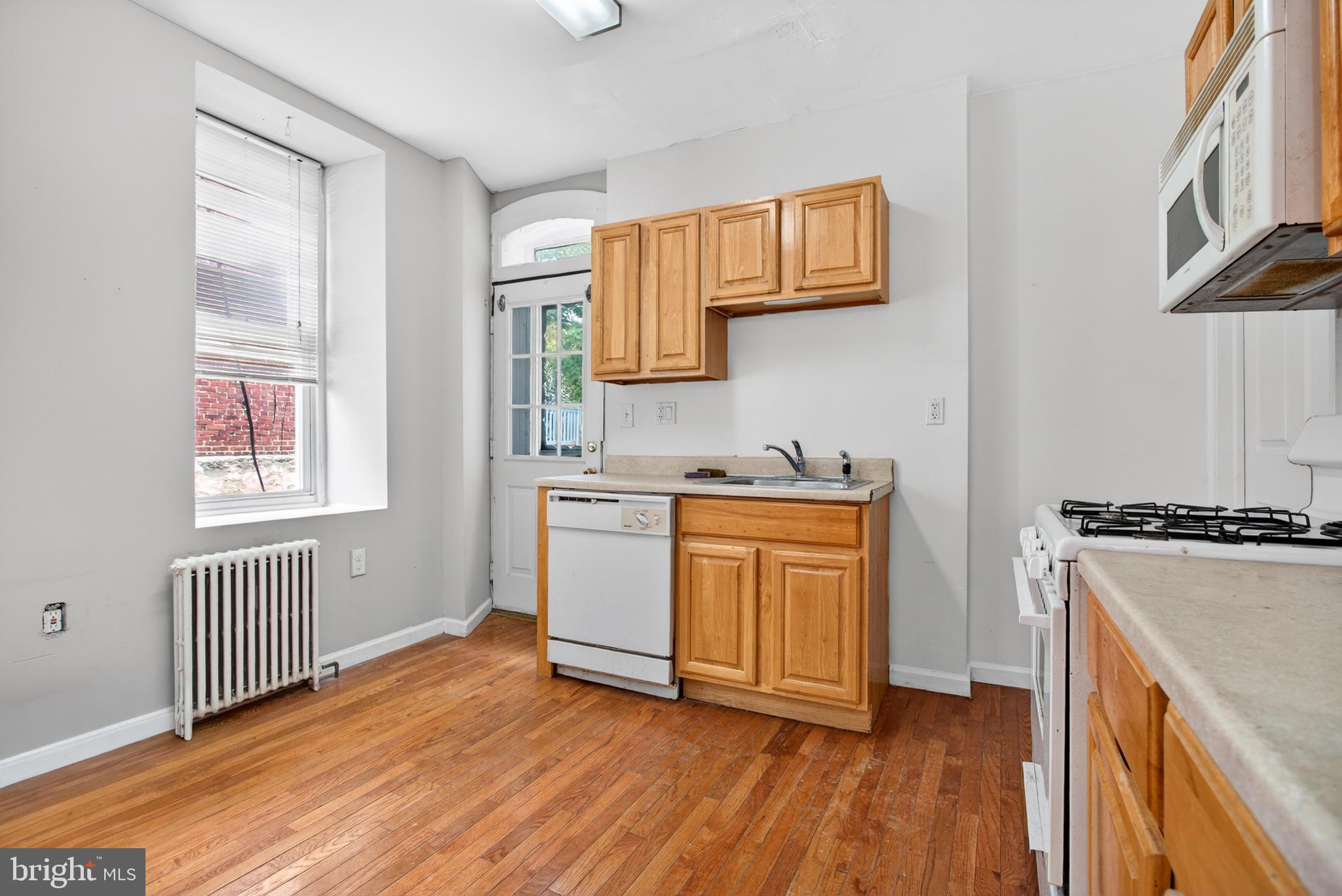 ROXBOROUGH - Residential