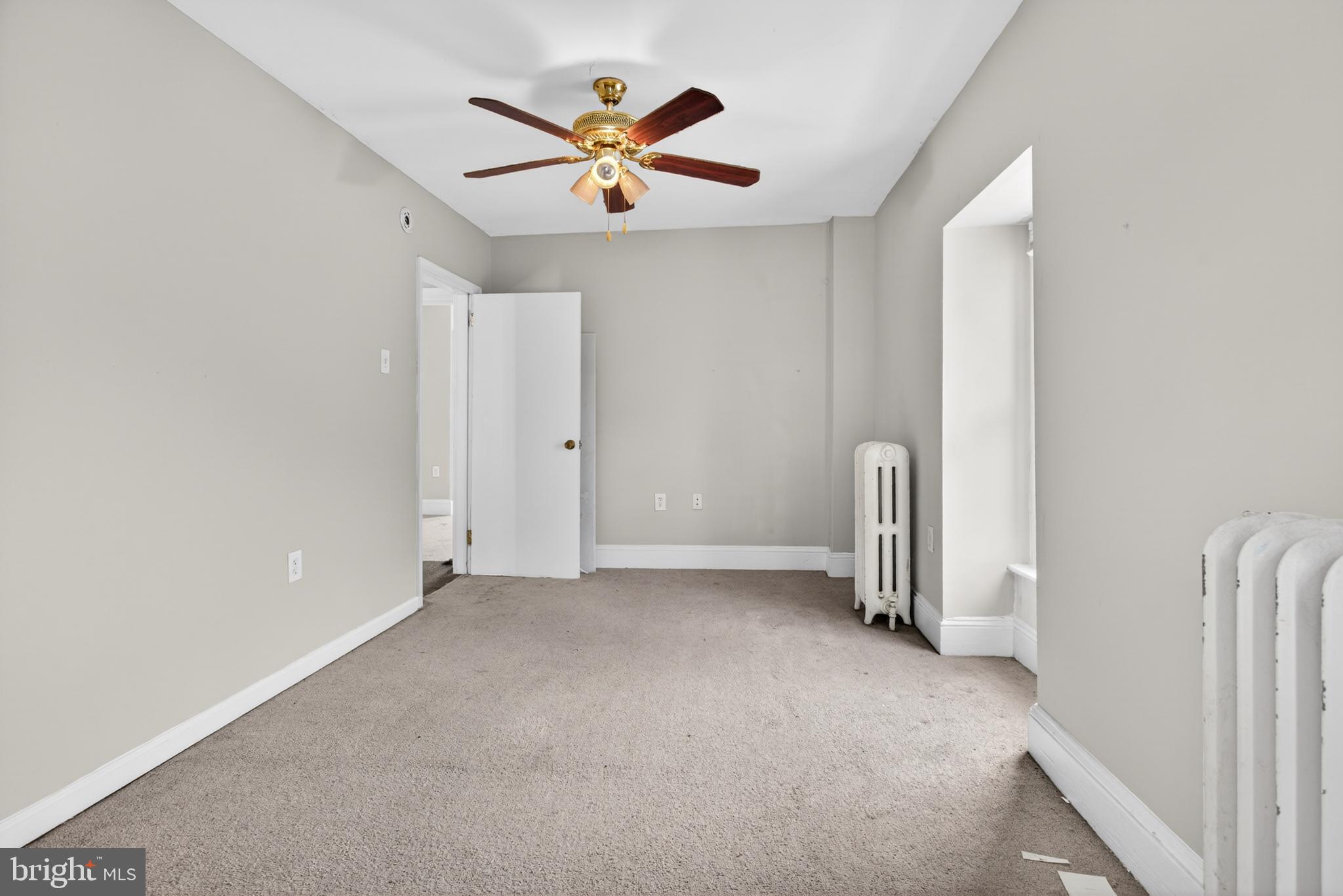 ROXBOROUGH - Residential