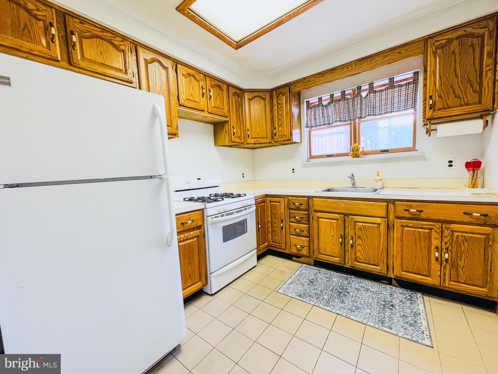 PORT RICHMOND - Residential