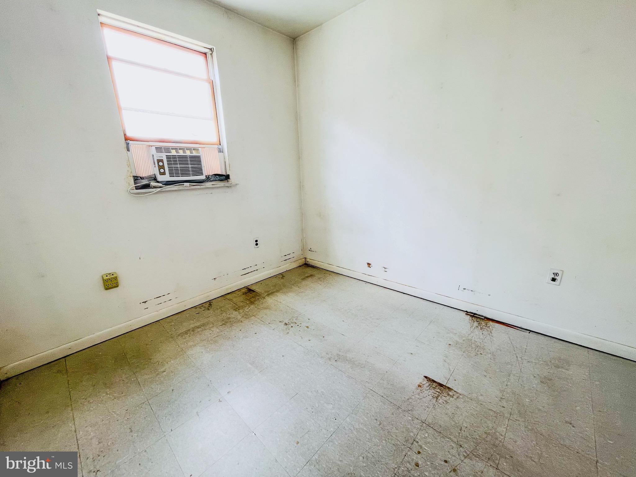PORT RICHMOND - Residential