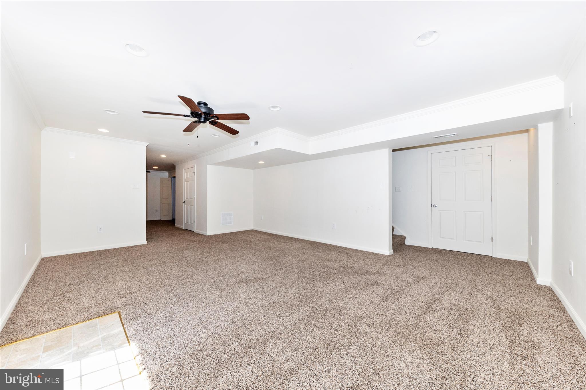CLOVER RIDGE - Residential